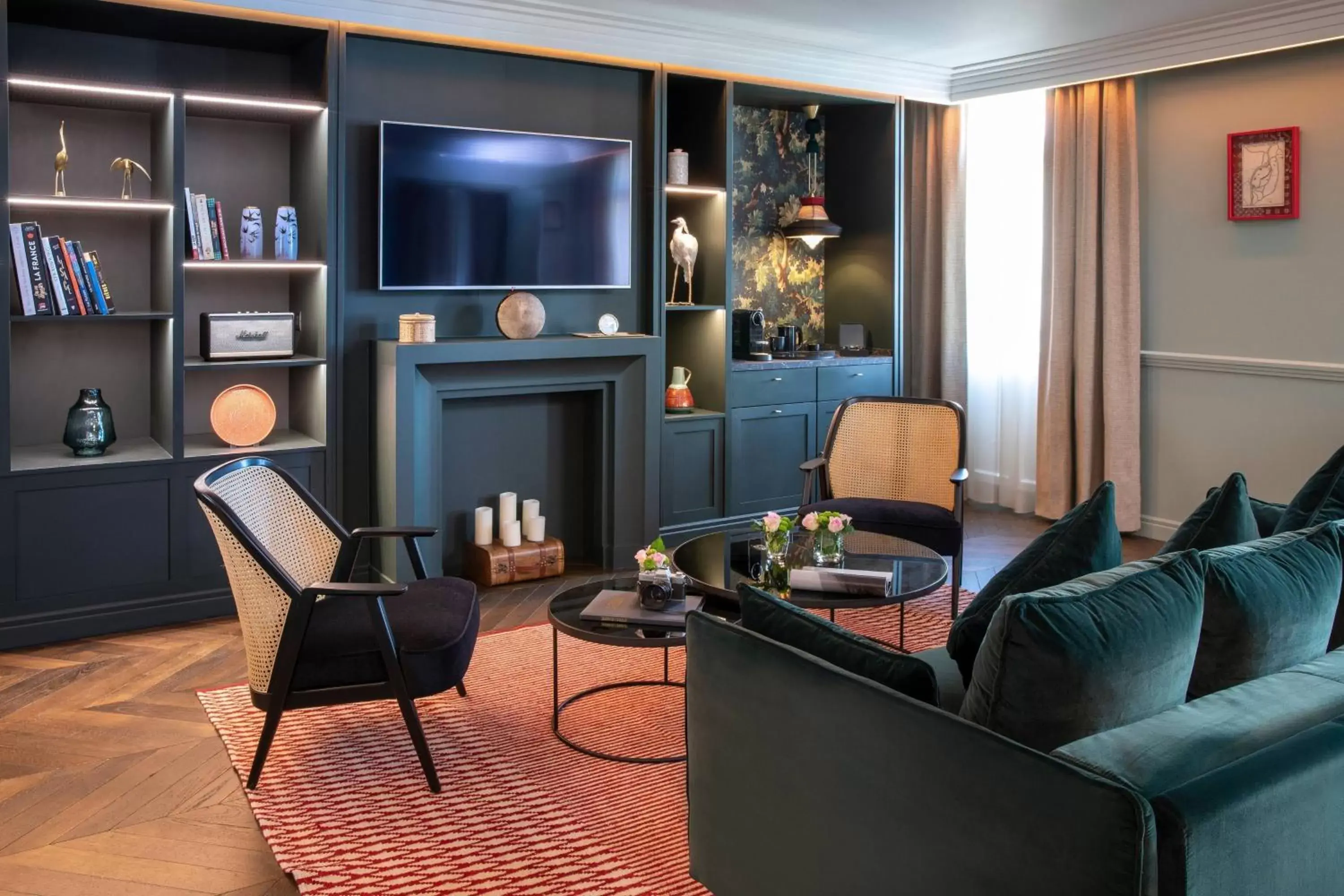 Living room, Lounge/Bar in Maison Rouge Strasbourg Hotel & Spa, Autograph Collection