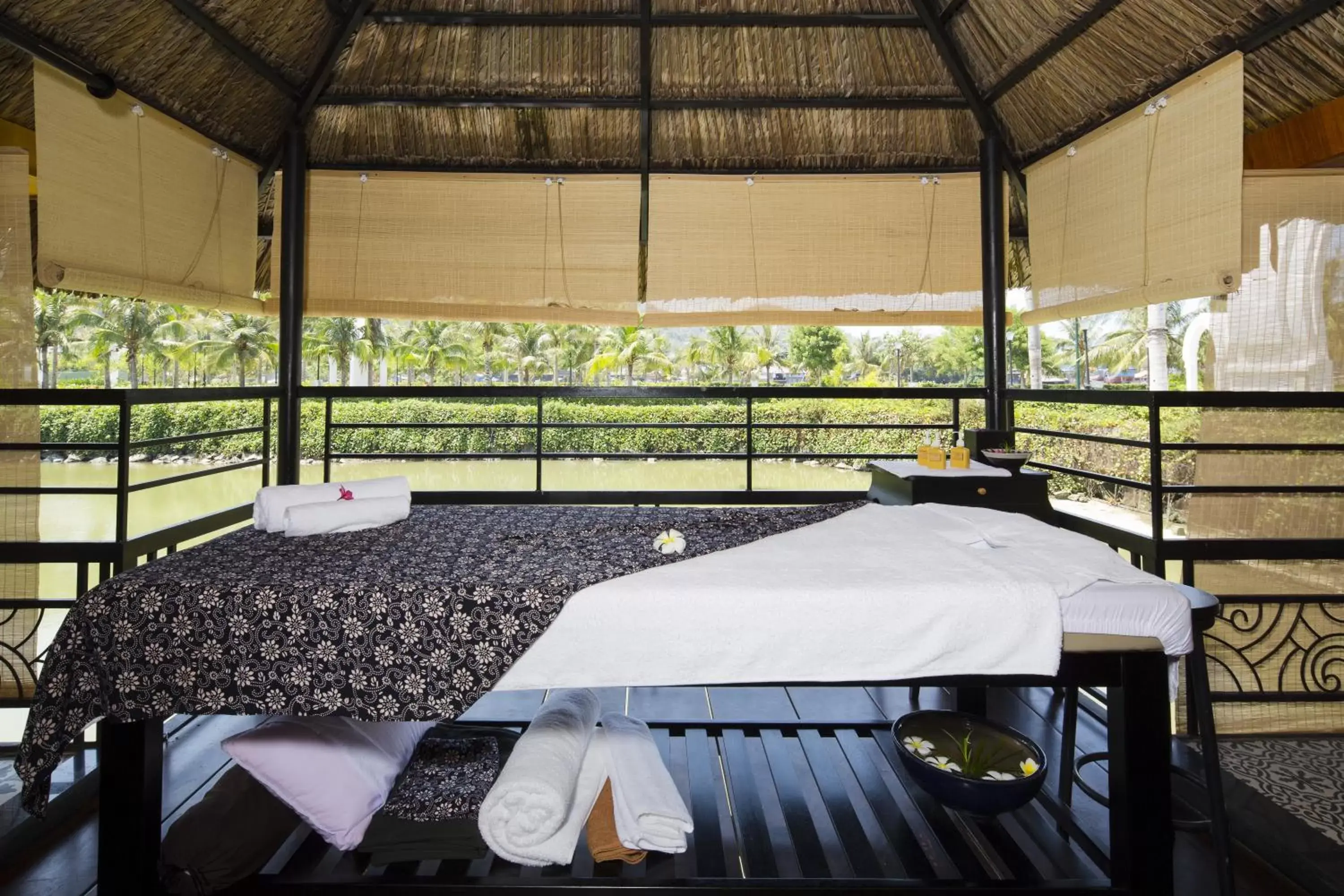 Massage in Champa Island Nha Trang - Resort Hotel & Spa