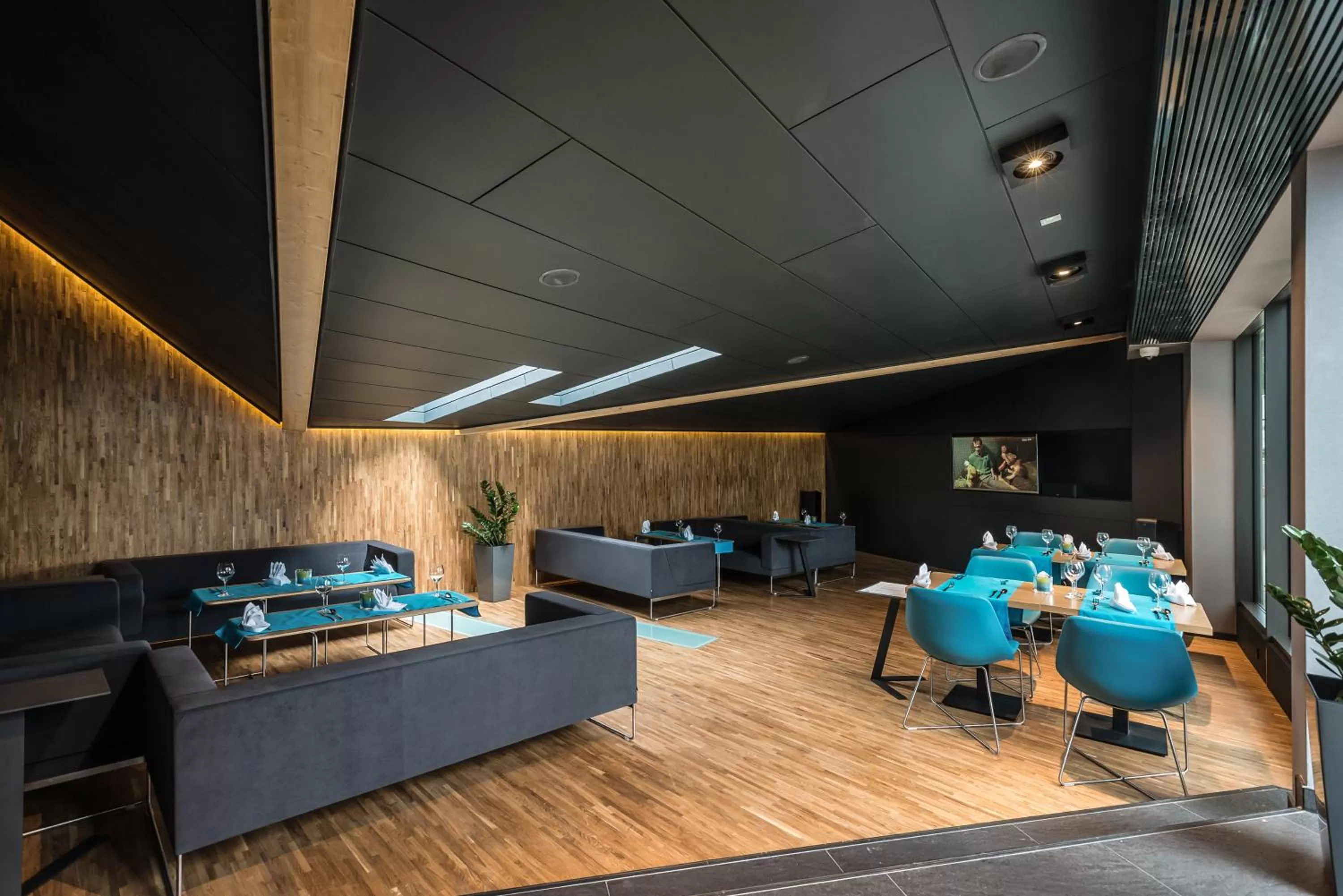 Lounge or bar in Regatta Hotel Restauracja Spa