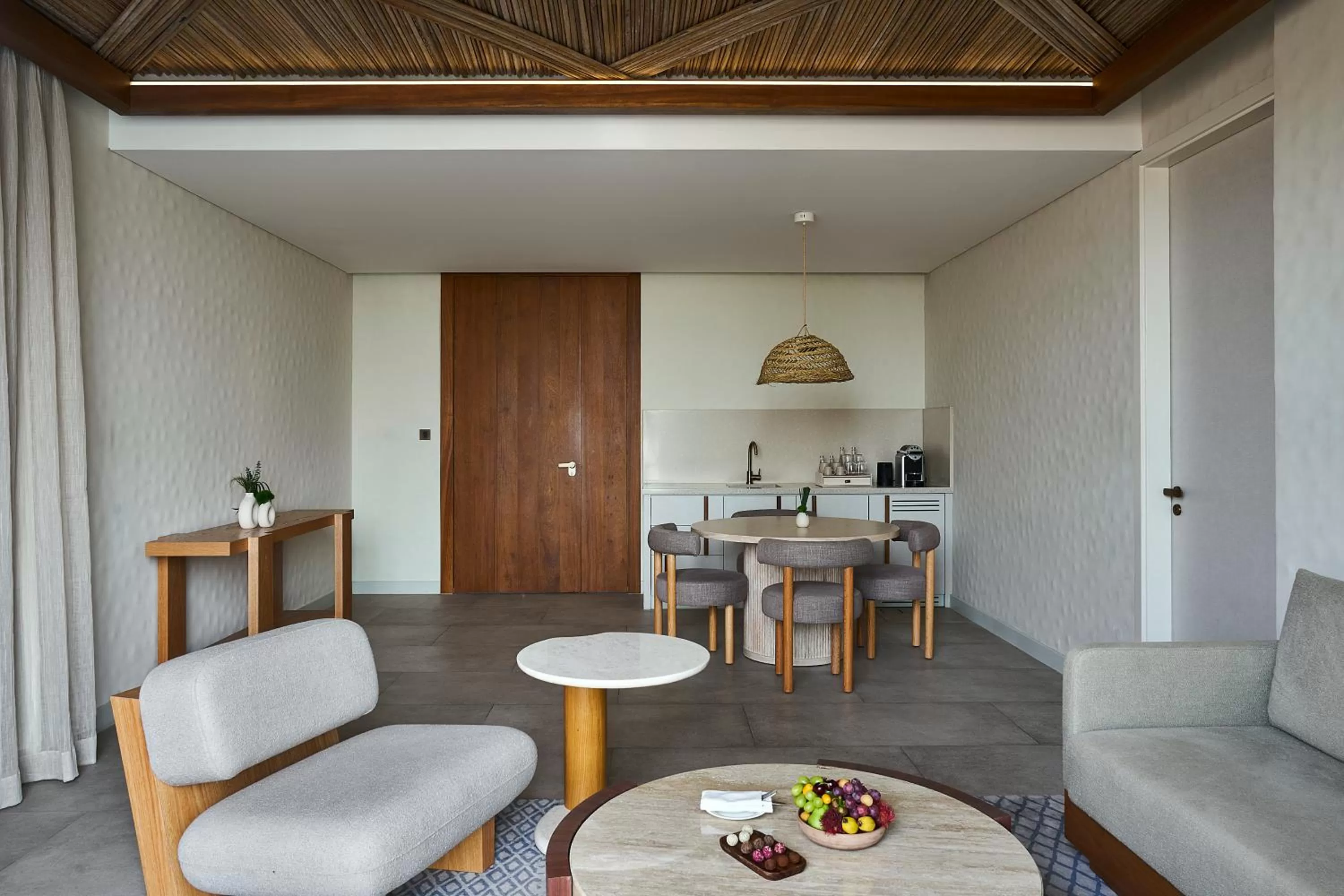 ERTH Abu Dhabi Hotel