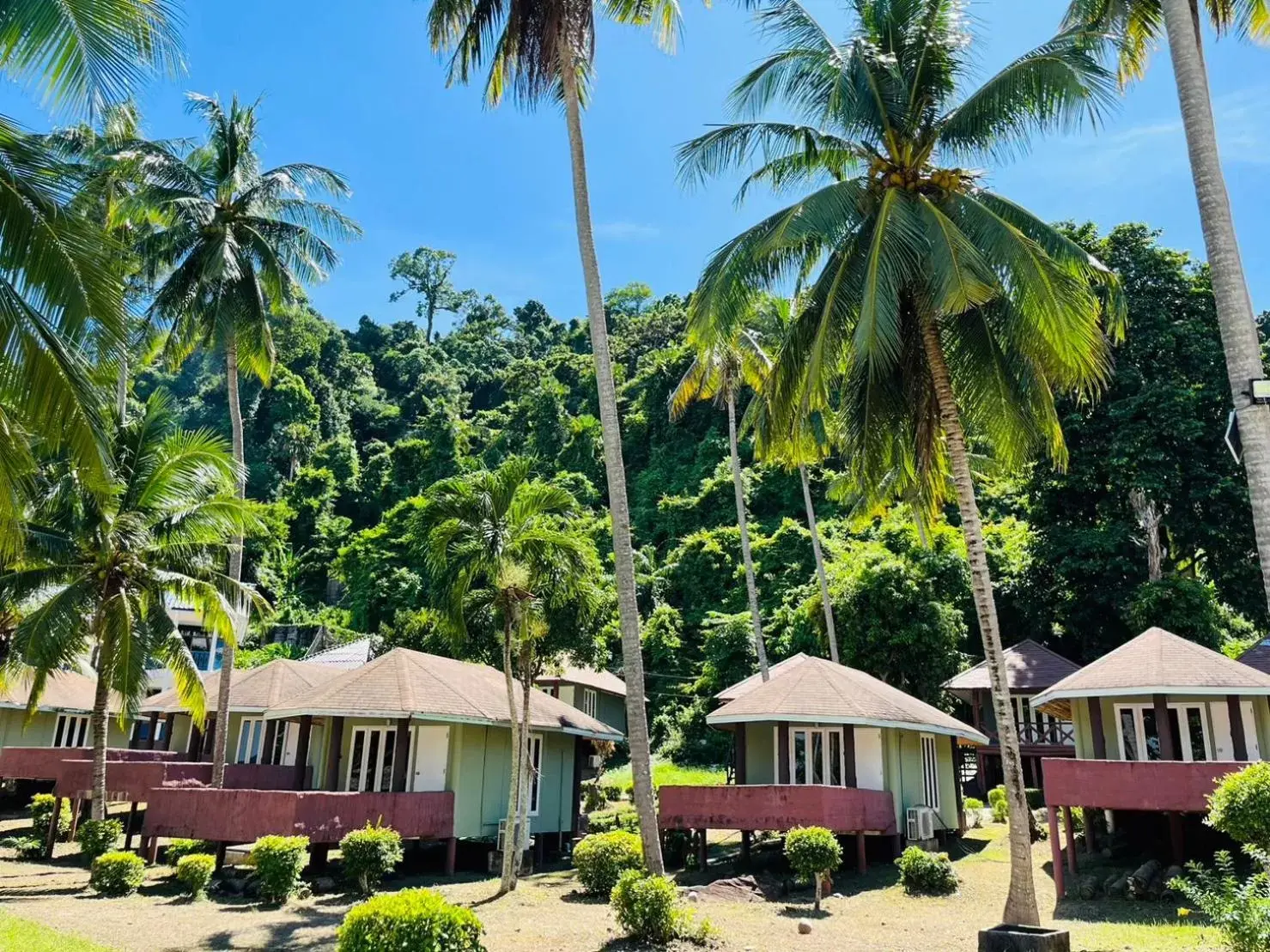 Property building in Koh Ngai Resort