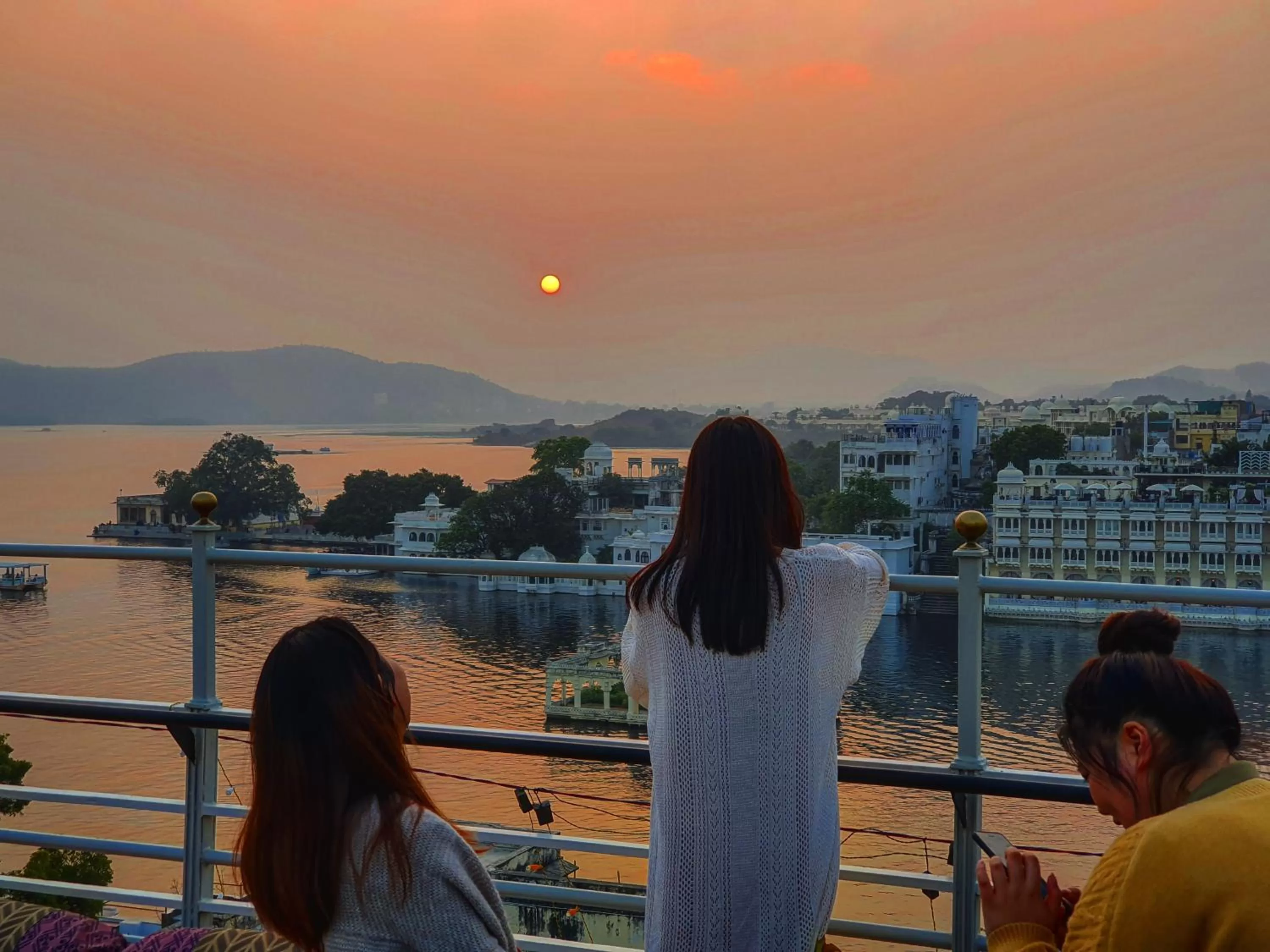 Sunset in Hotel Mewar Haveli - At Lake Pichola