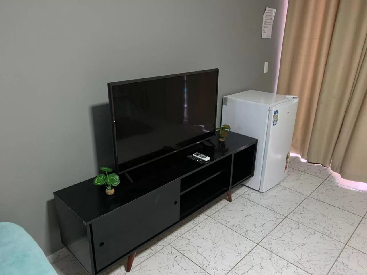 TV/Entertainment Center in Santa Helena Pousada