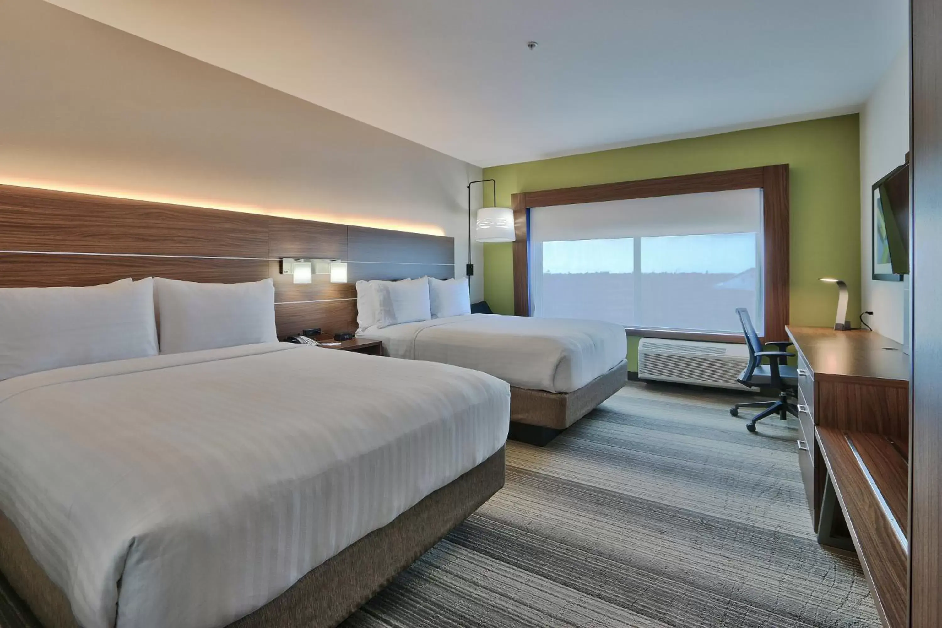 Standard Room in Holiday Inn Express & Suites - Houston East - Beltway 8, an IHG Hotel Standard Room in Holiday Inn Express & Suites - Houston East - Beltway 8, an IHG Hotel