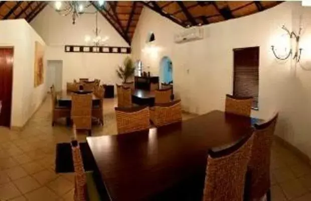 Lounge or bar, Restaurant/Places to Eat in Rustenburg Boutique Hotel