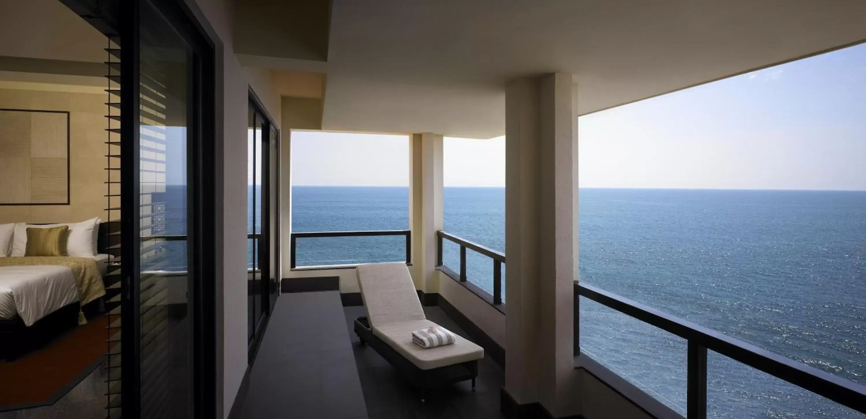 Balcony/Terrace, Sea View in The Leela Kovalam, a Raviz Hotel