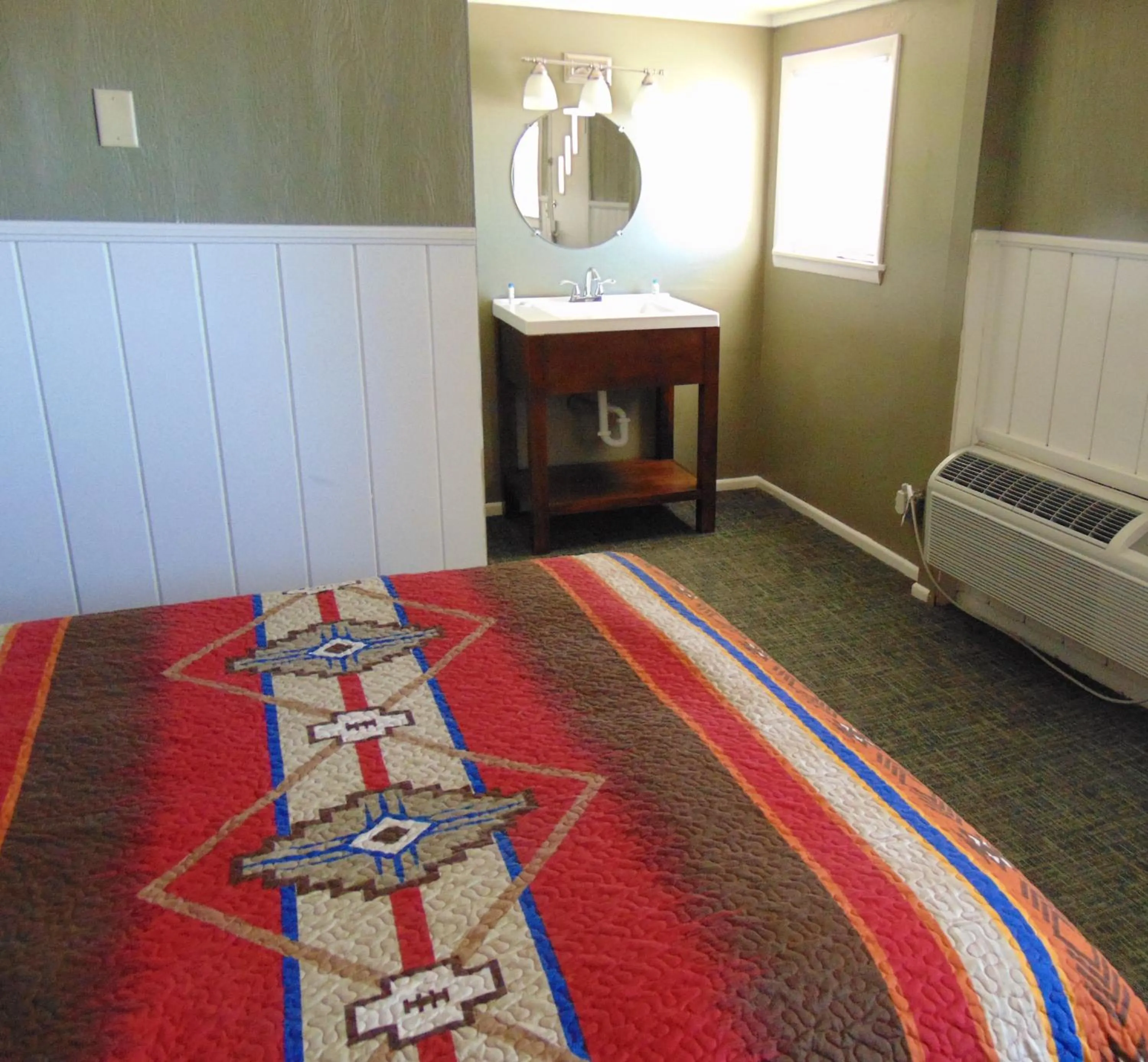 Bed in Bryce Canyon Resort