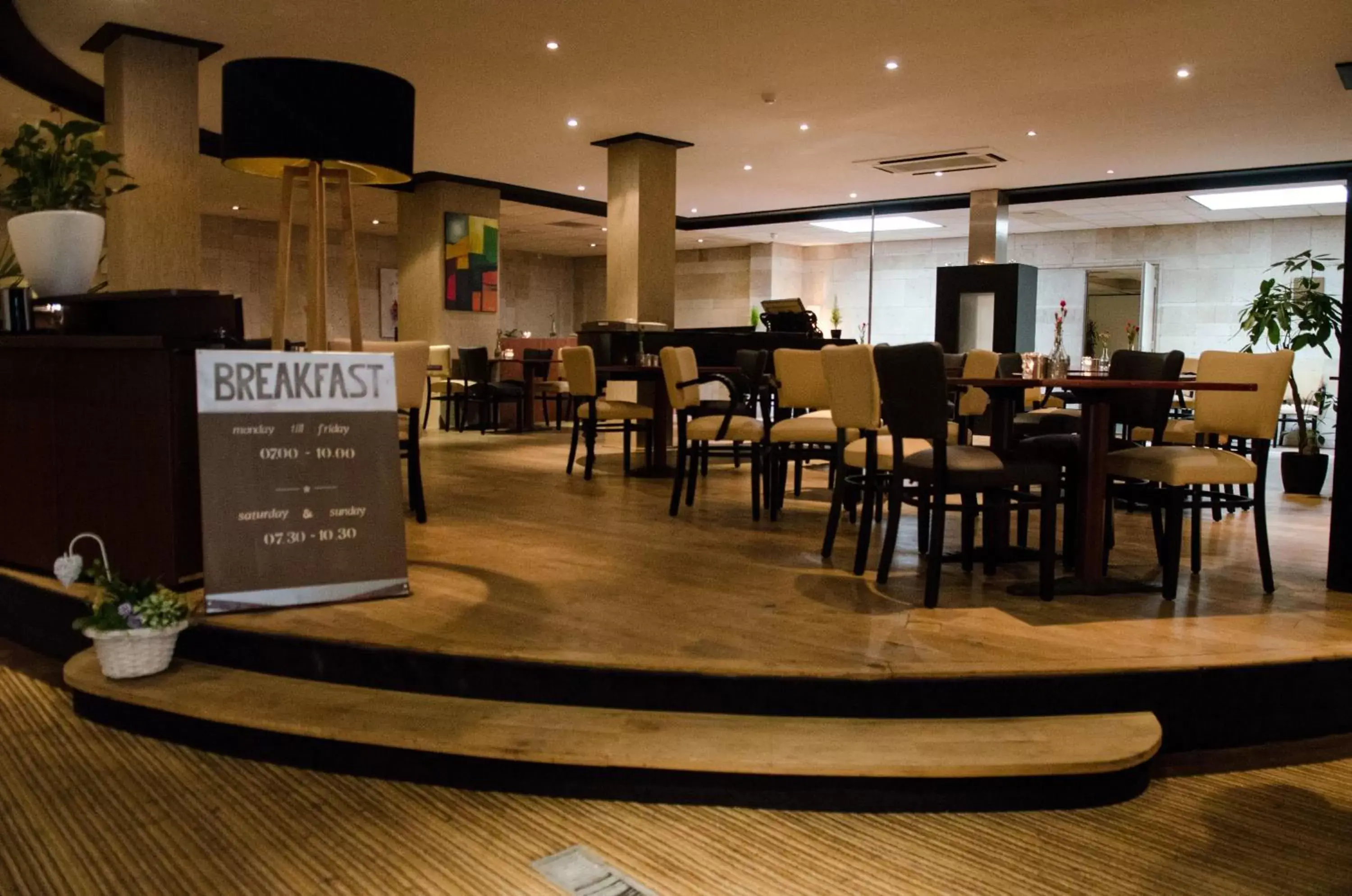 Restaurant/Places to Eat in Fletcher Hotel-Restaurant Weert