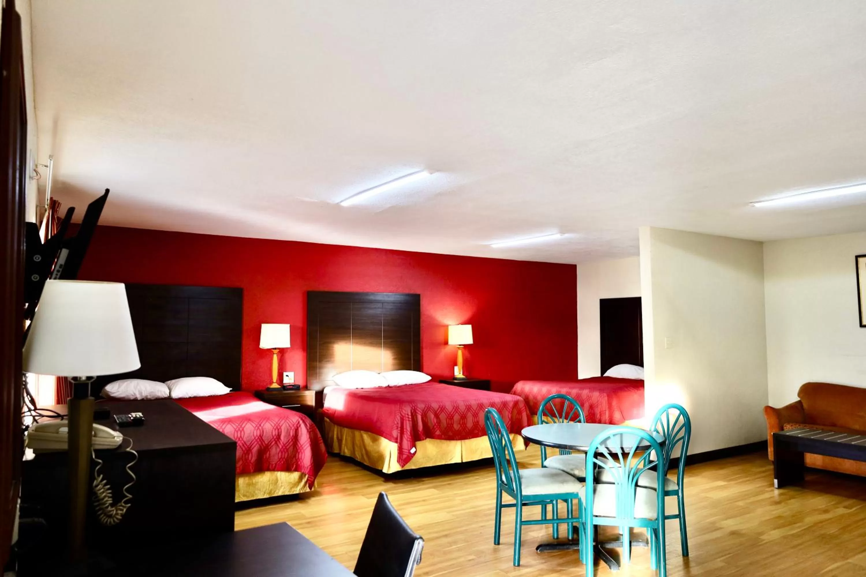 Bed in Rodeway Inn Pauls Valley