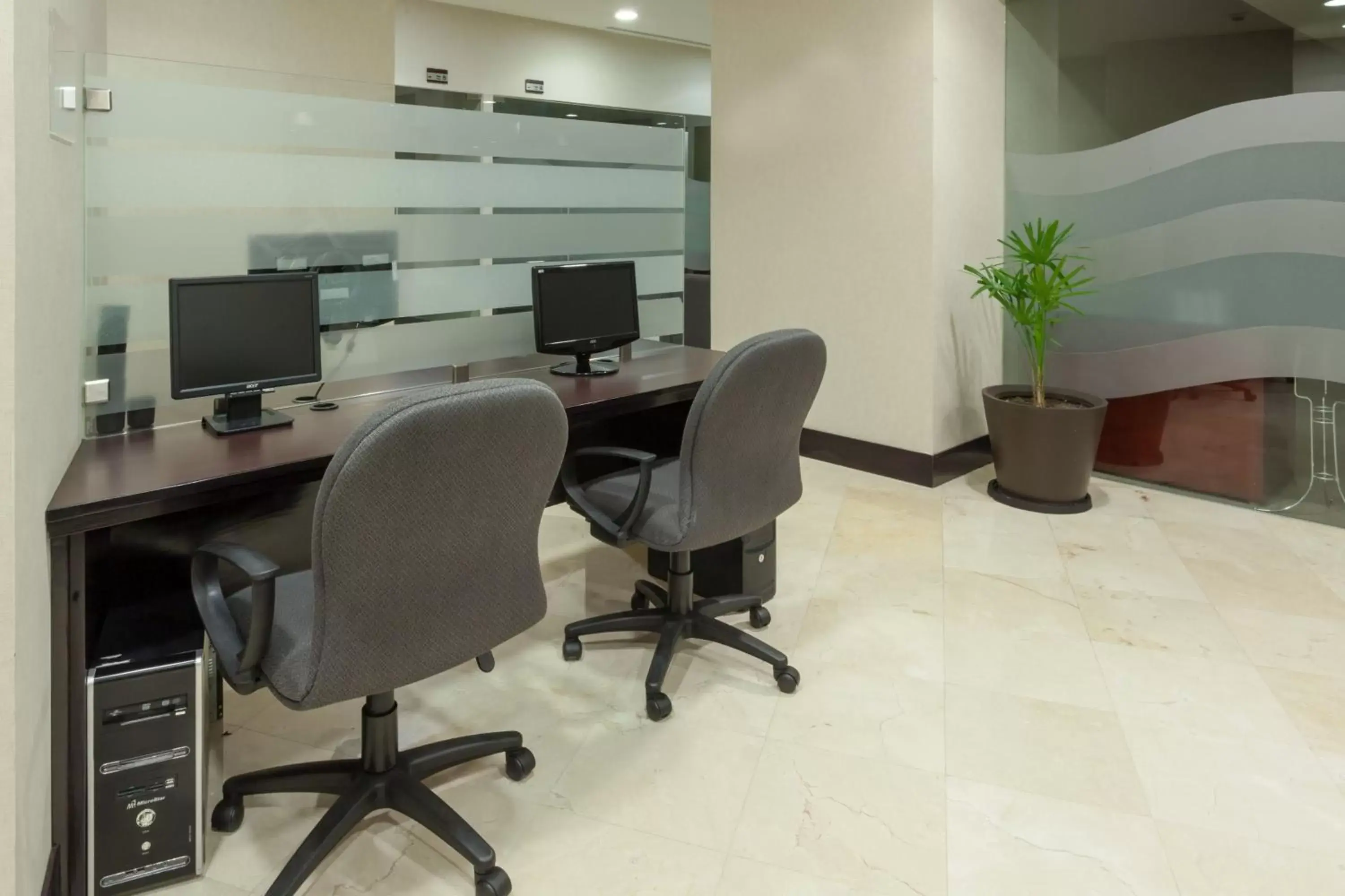 Other, Business Area/Conference Room in Crowne Plaza Leon, an IHG Hotel