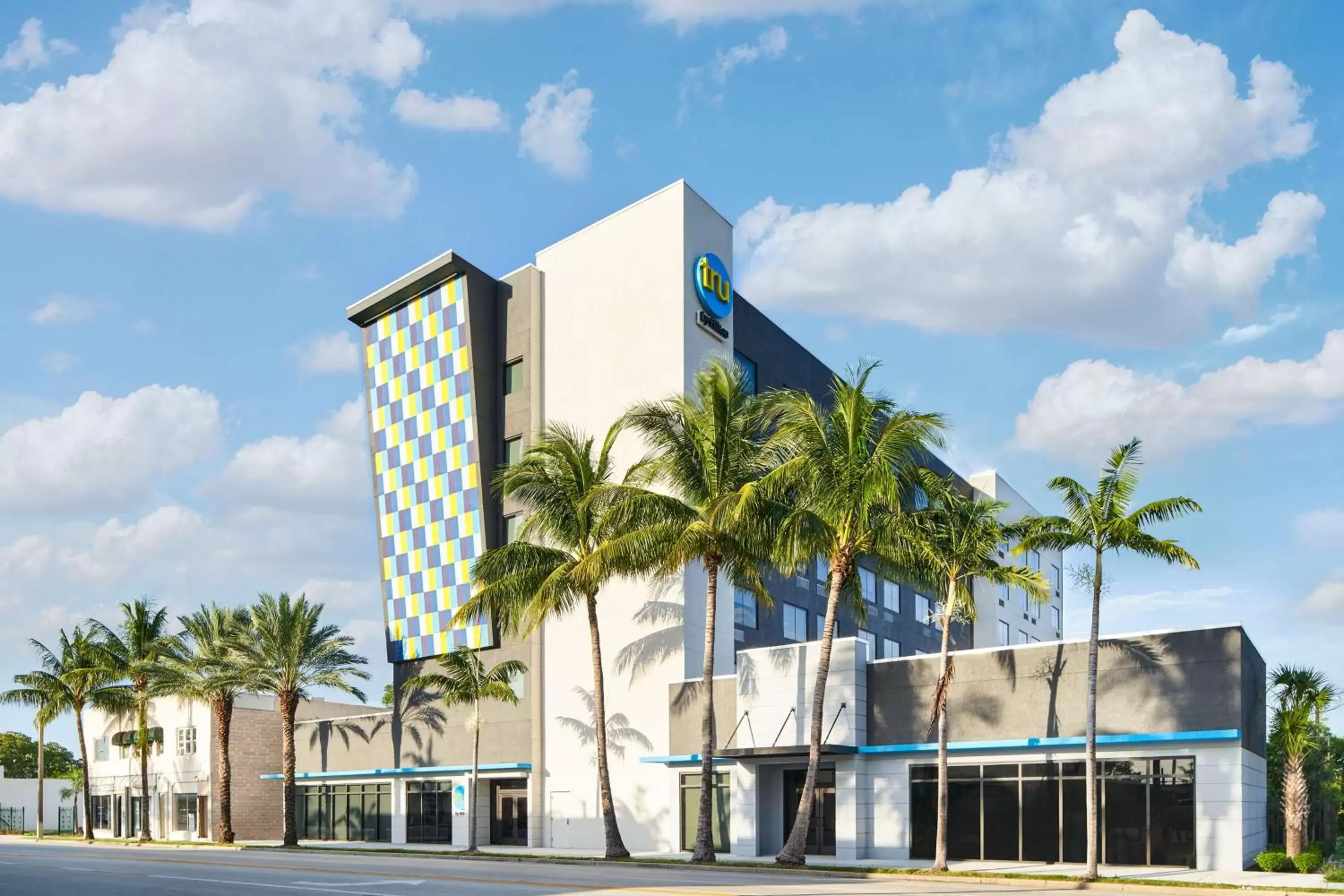Property Building in Tru By Hilton Ft Lauderdale Airport