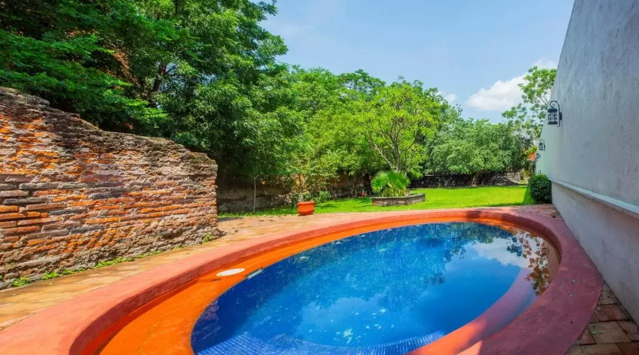 Swimming Pool in Hotel Boutique Hacienda del Gobernador