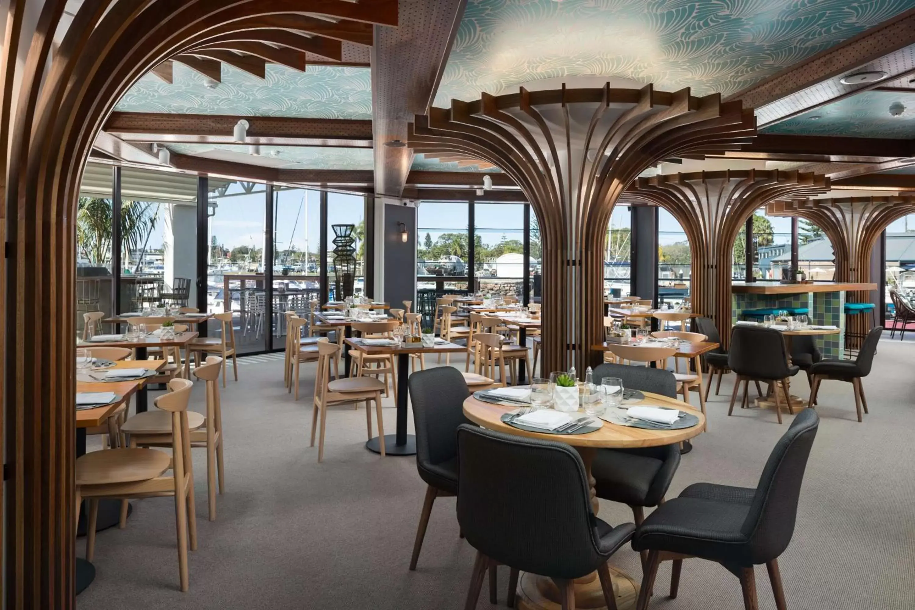 Restaurant/Places to Eat in Sails Port Macquarie by Rydges