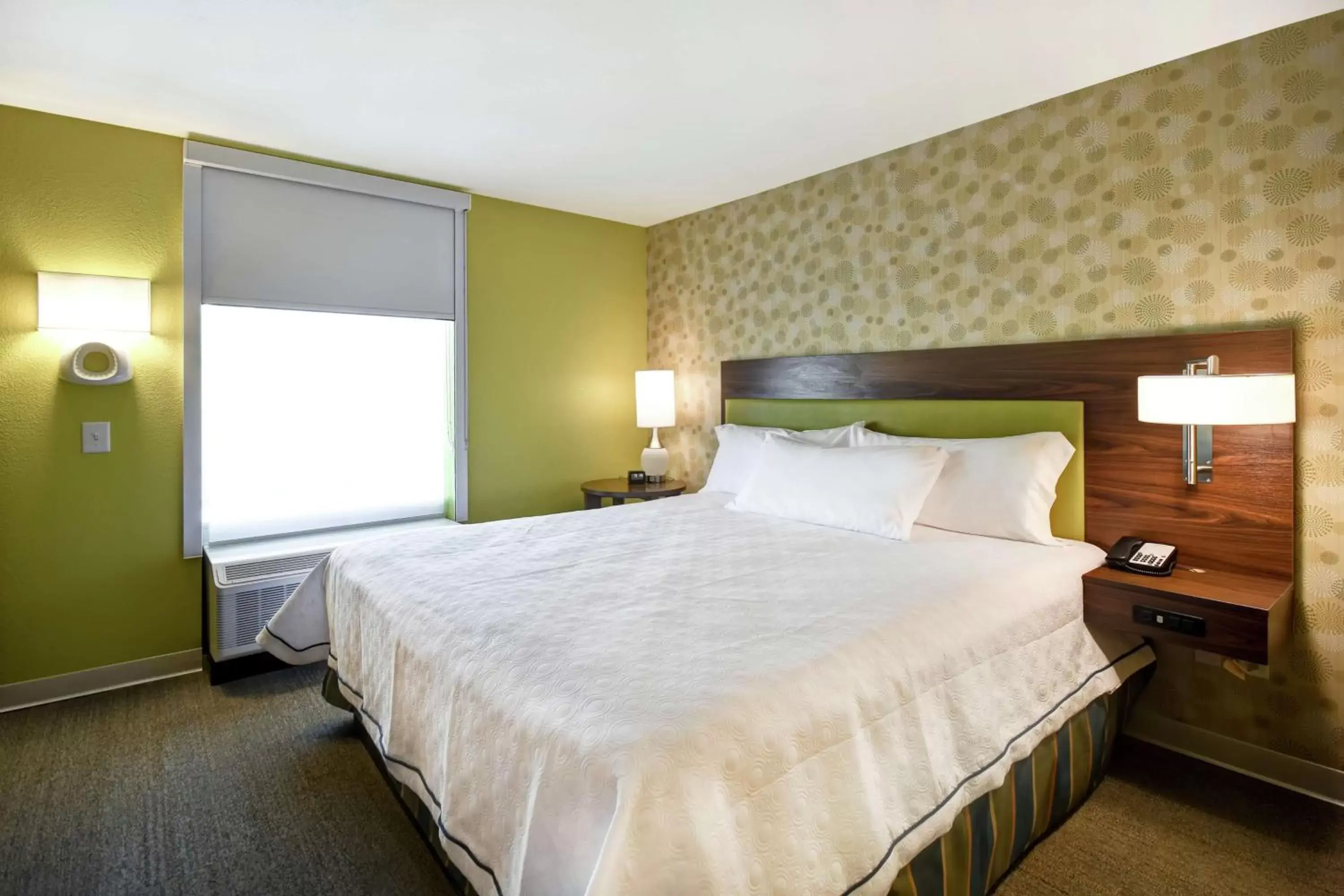 Bed in Home2 Suites By Hilton Smyrna Nashville