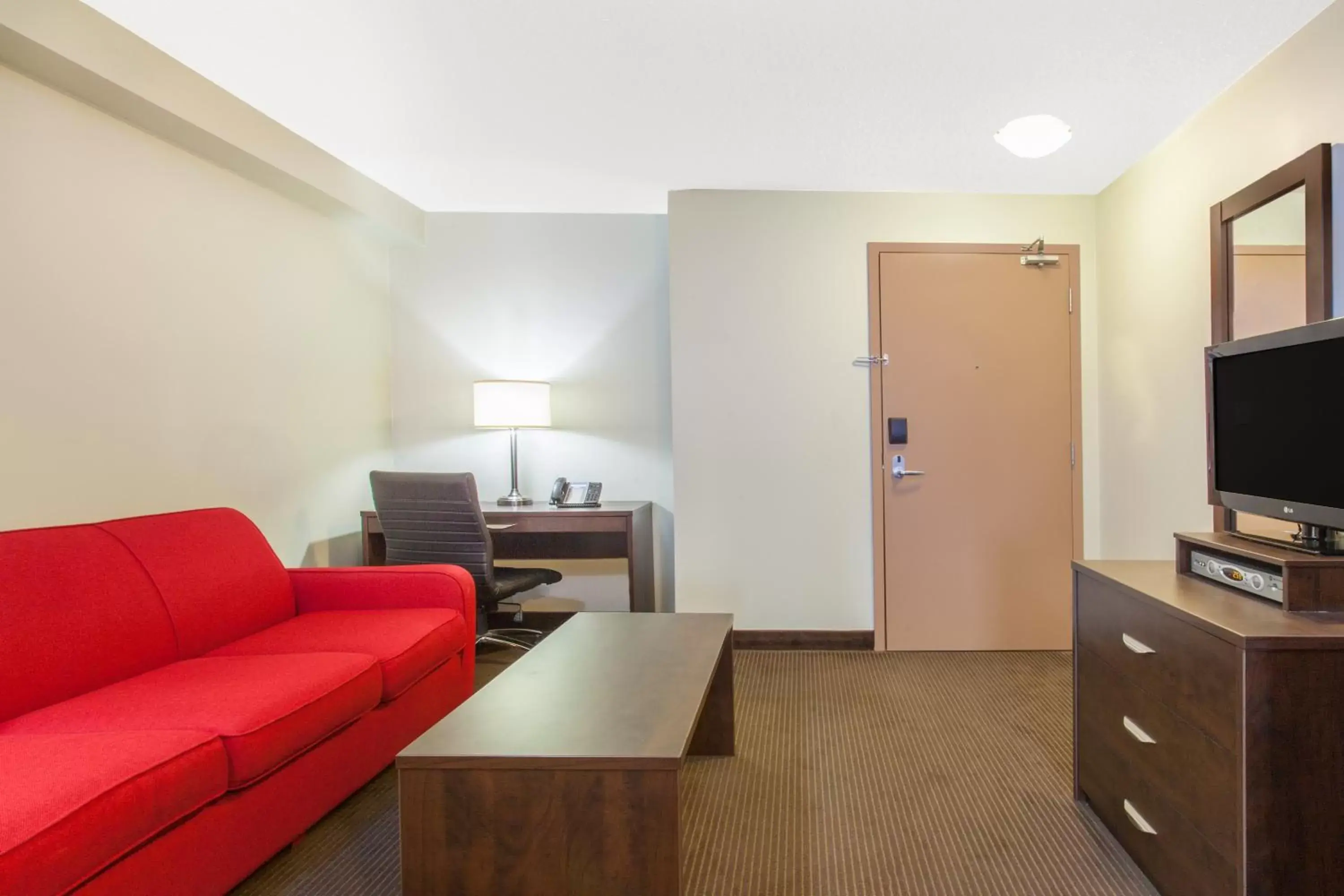 Living room in Super 8 by Wyndham Red Lake ON Living room in Super 8 by Wyndham Red Lake ON