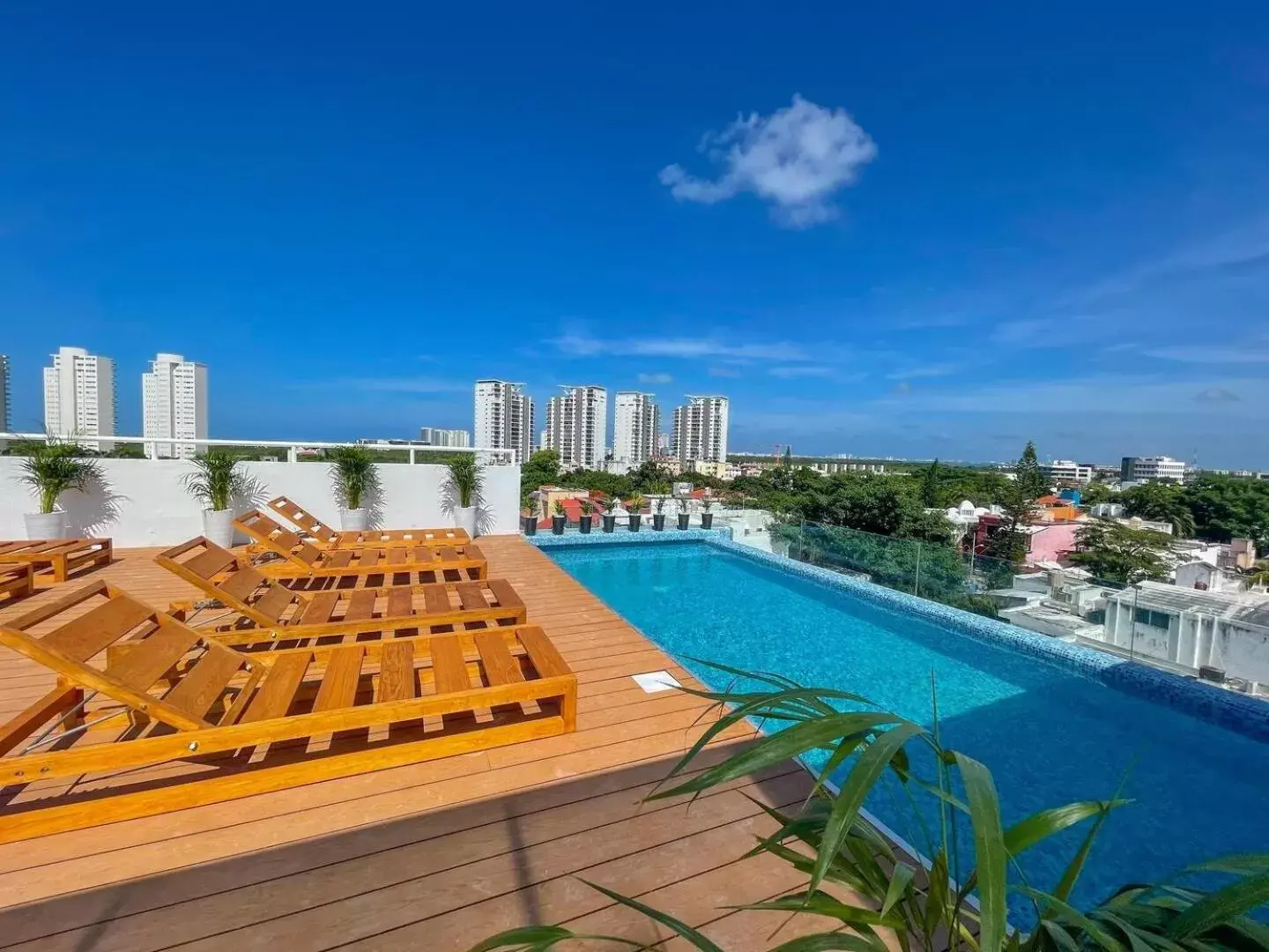 Swimming Pool in Apartamentos