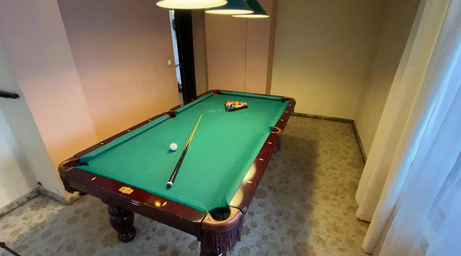 Billiard in Aneli Hotel