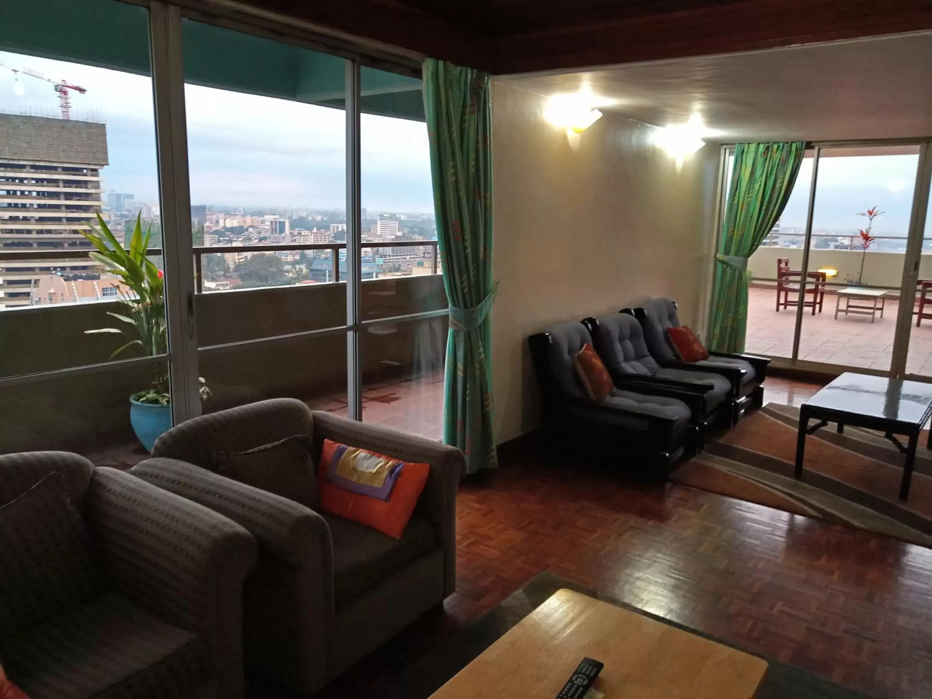 Balcony/Terrace, Seating Area in Chester Hotel and Suites