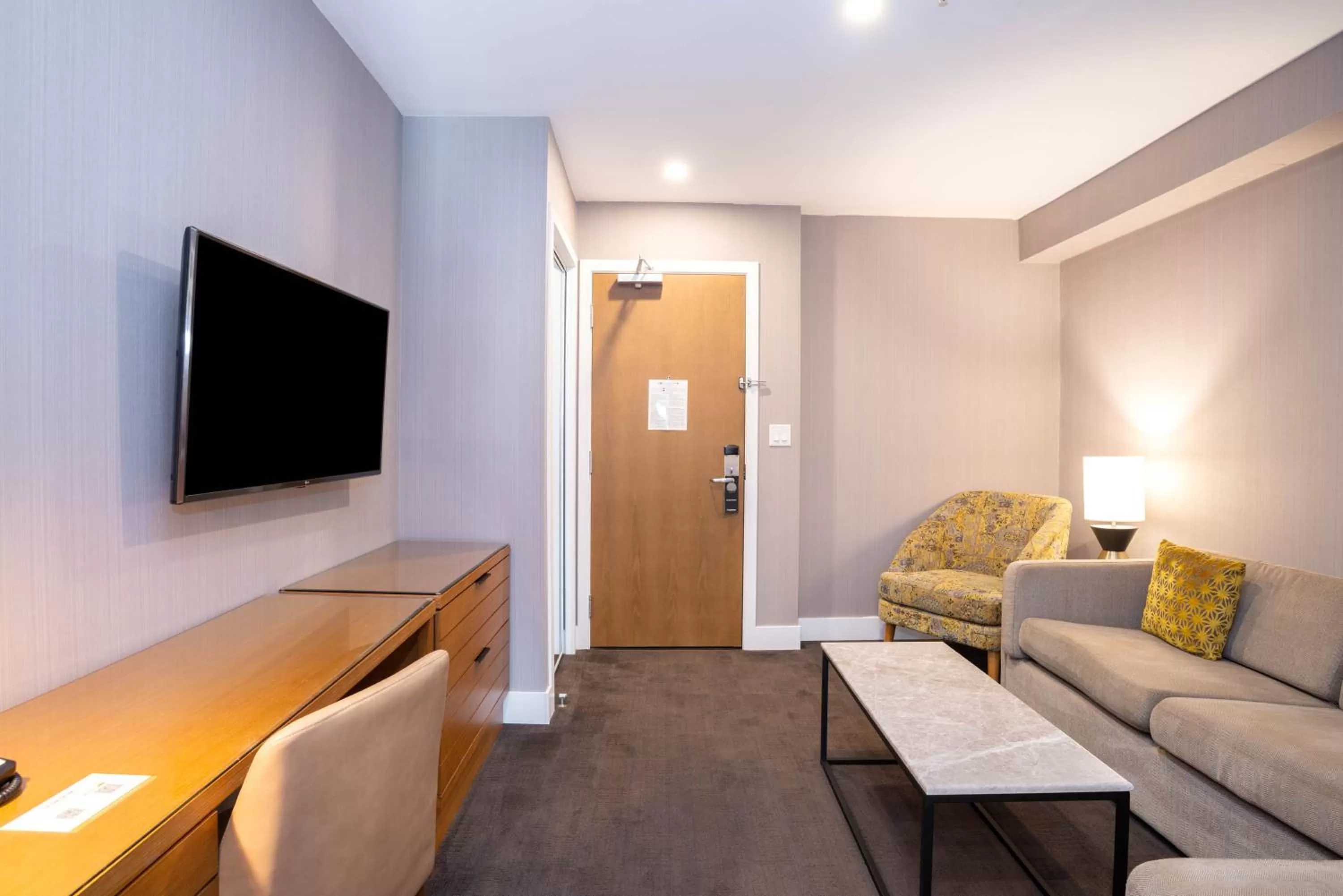 Photo of the whole room in Sandman Hotel Hamilton