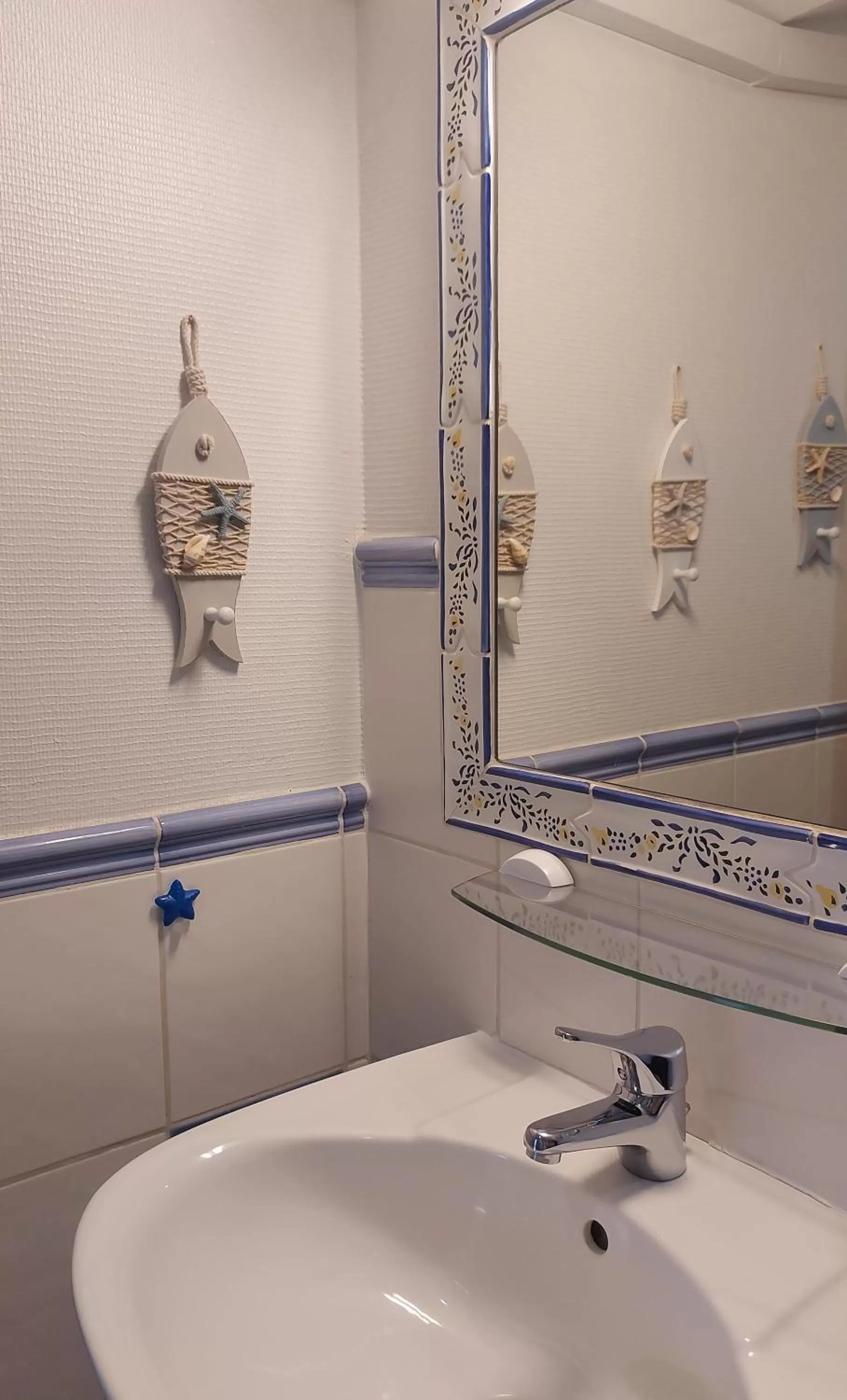 Bathroom in MOULIN DE MAUZAC