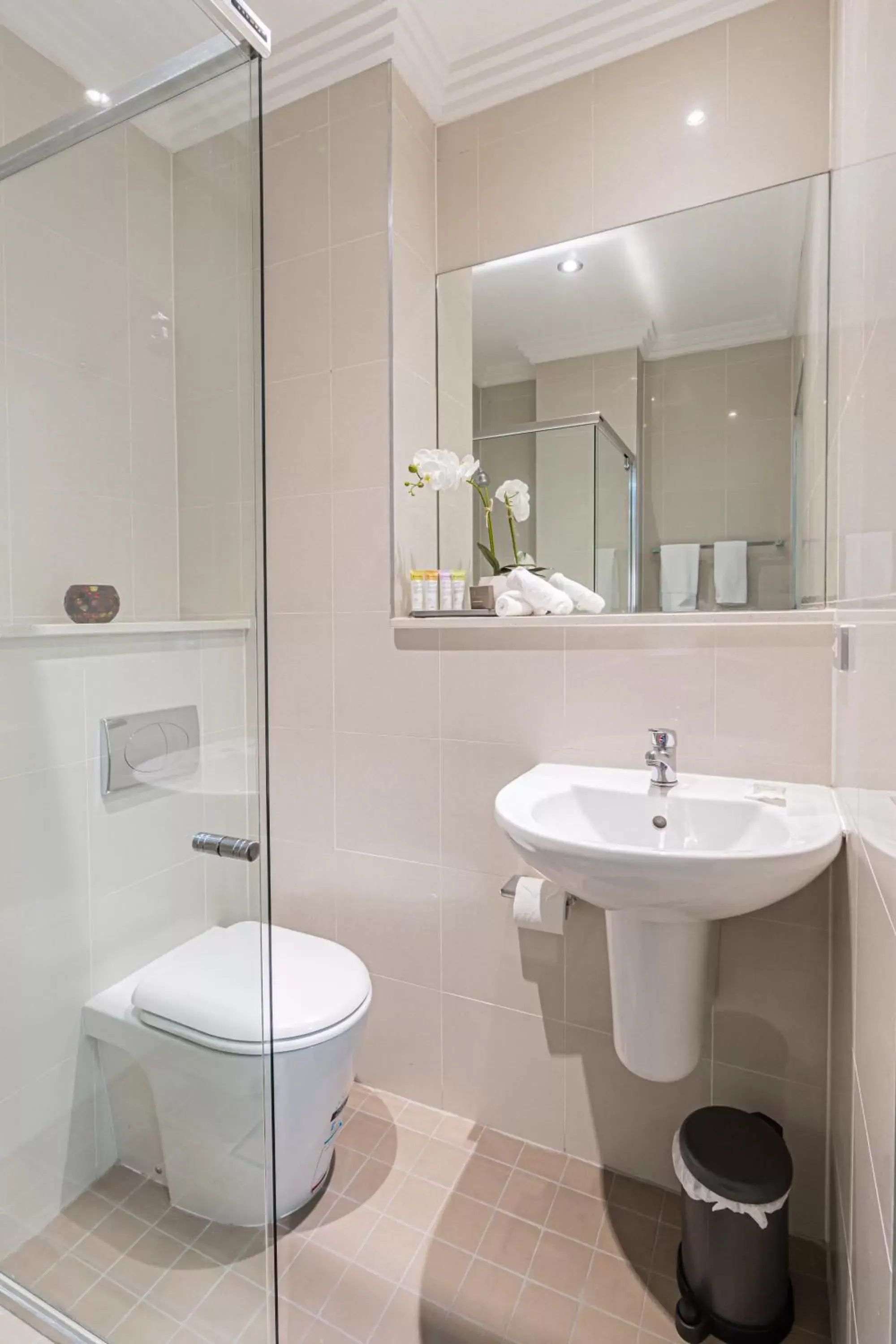 Bathroom in Best Western Plus Camperdown Suites