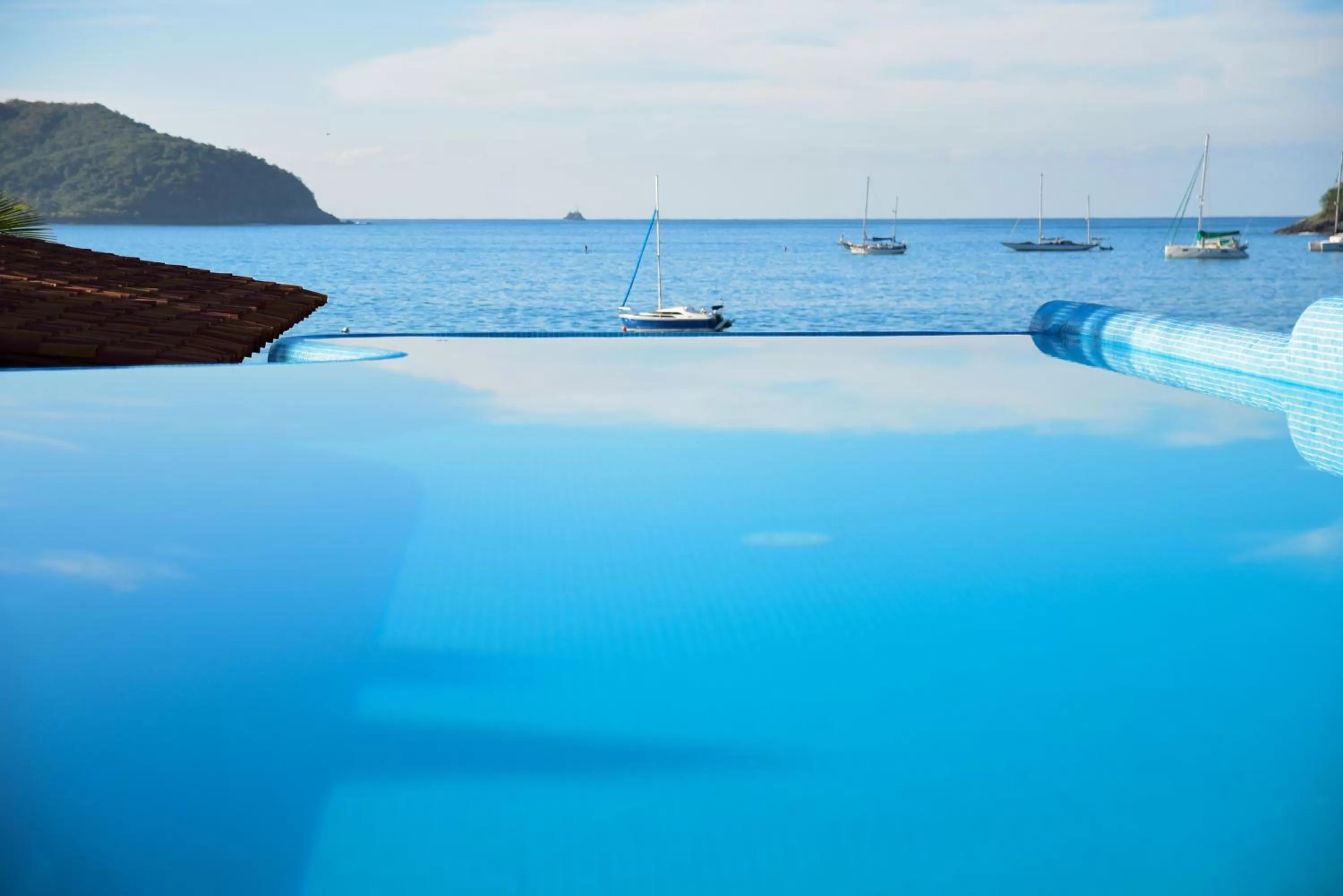 Swimming pool in Arena Suites