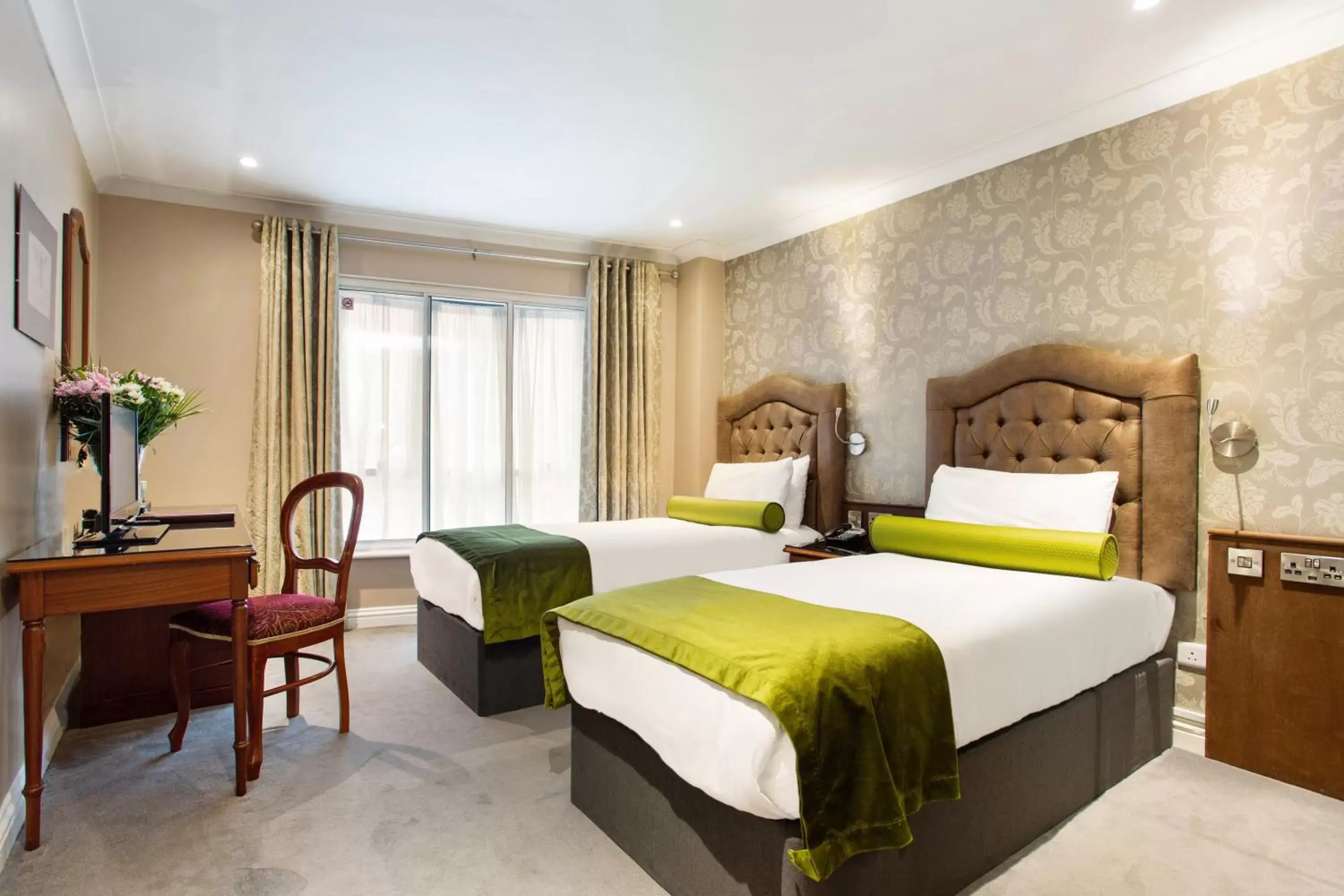 Bed in Drury Court Hotel