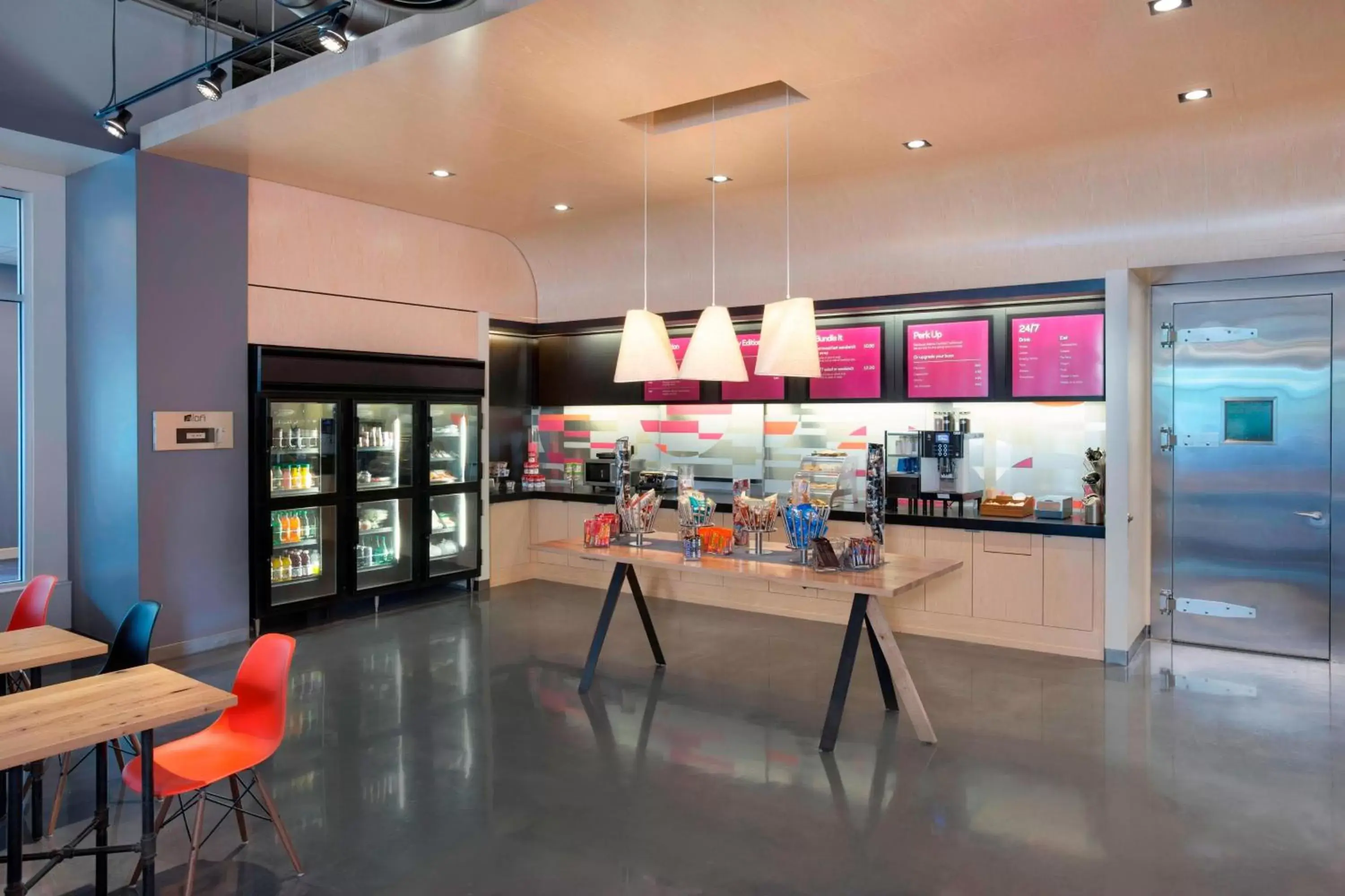 Restaurant/places to eat in Aloft - Tampa Downtown