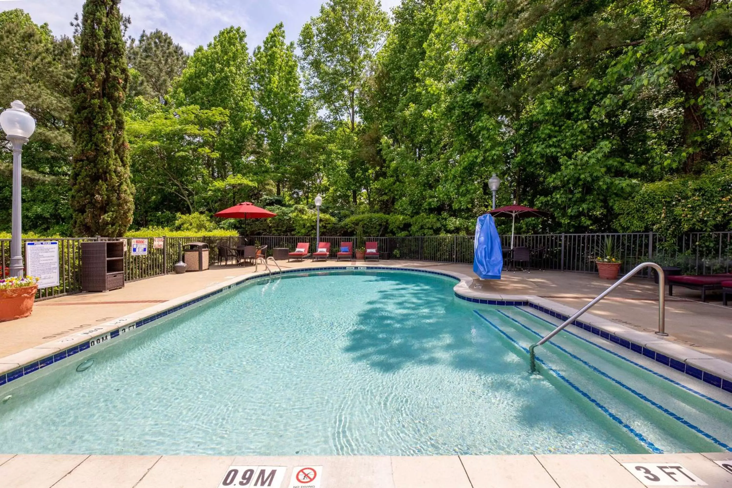 Pool view, Swimming Pool in Hampton Inn & Suites Raleigh/Cary I-40 (PNC Arena)