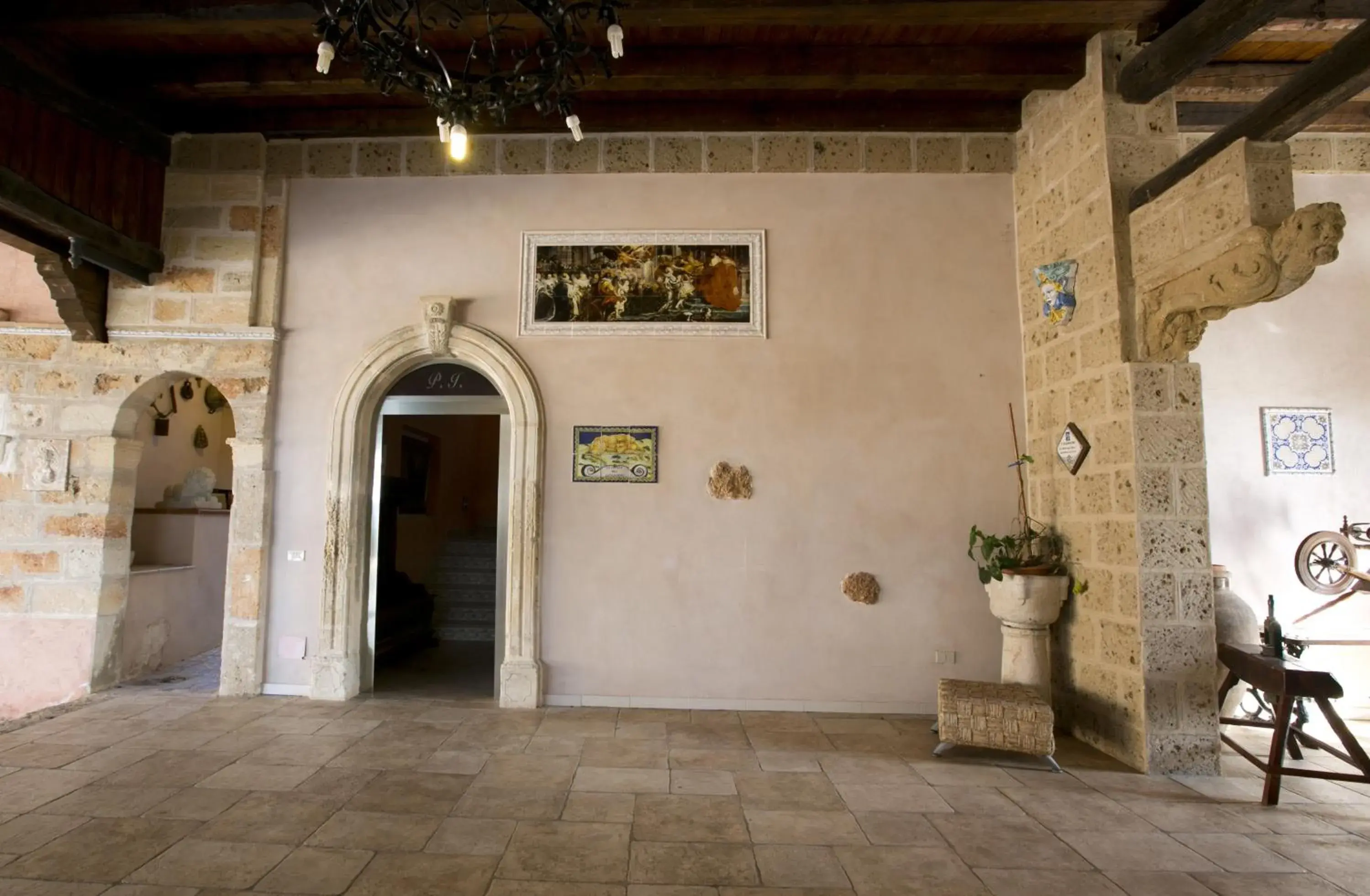 Facade/entrance in Cala Dell'Arena Facade/entrance in Cala Dell'Arena