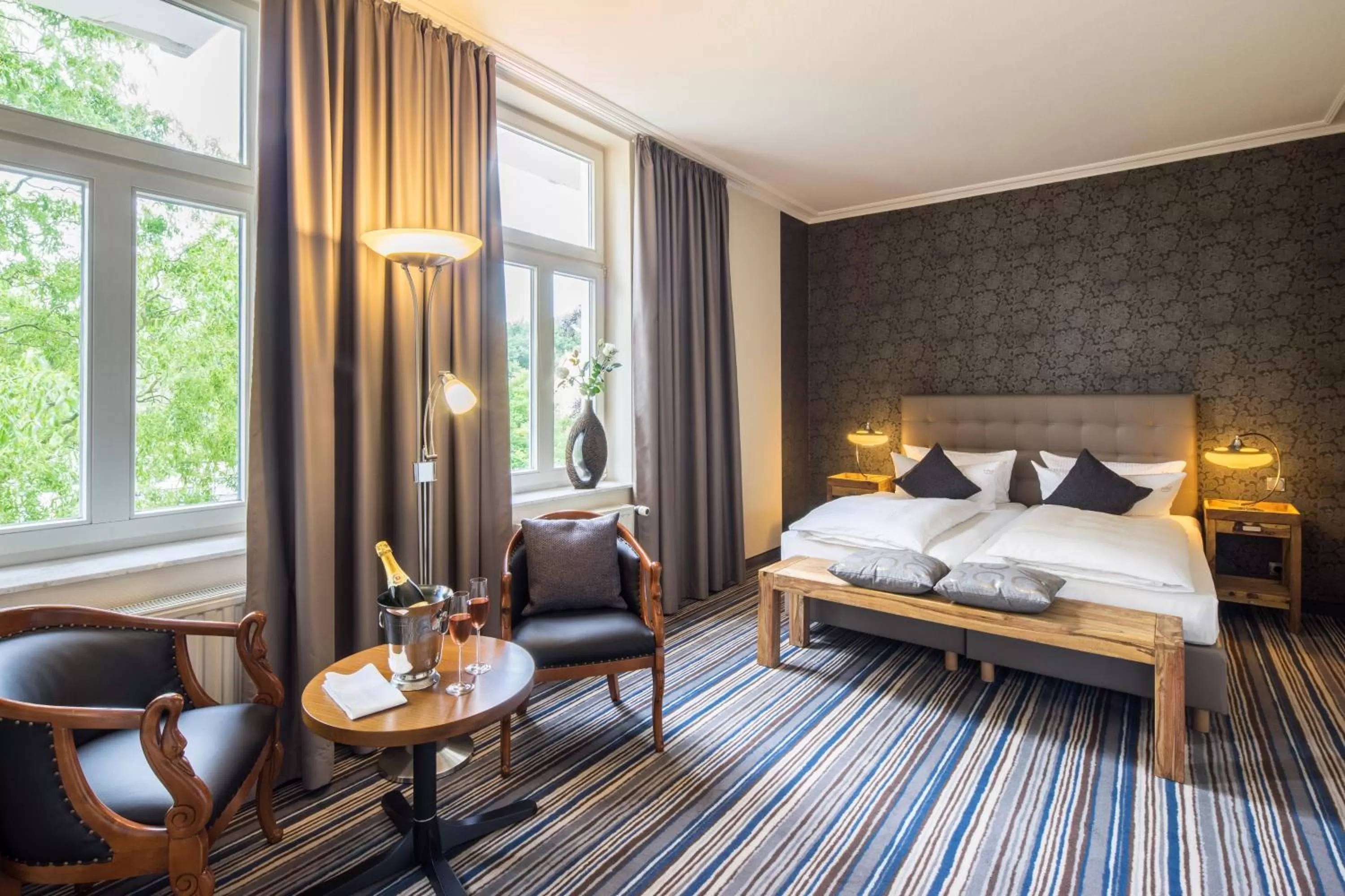 Seating area, Bed in Hotel Residenz Waldkrone Kühlungsborn