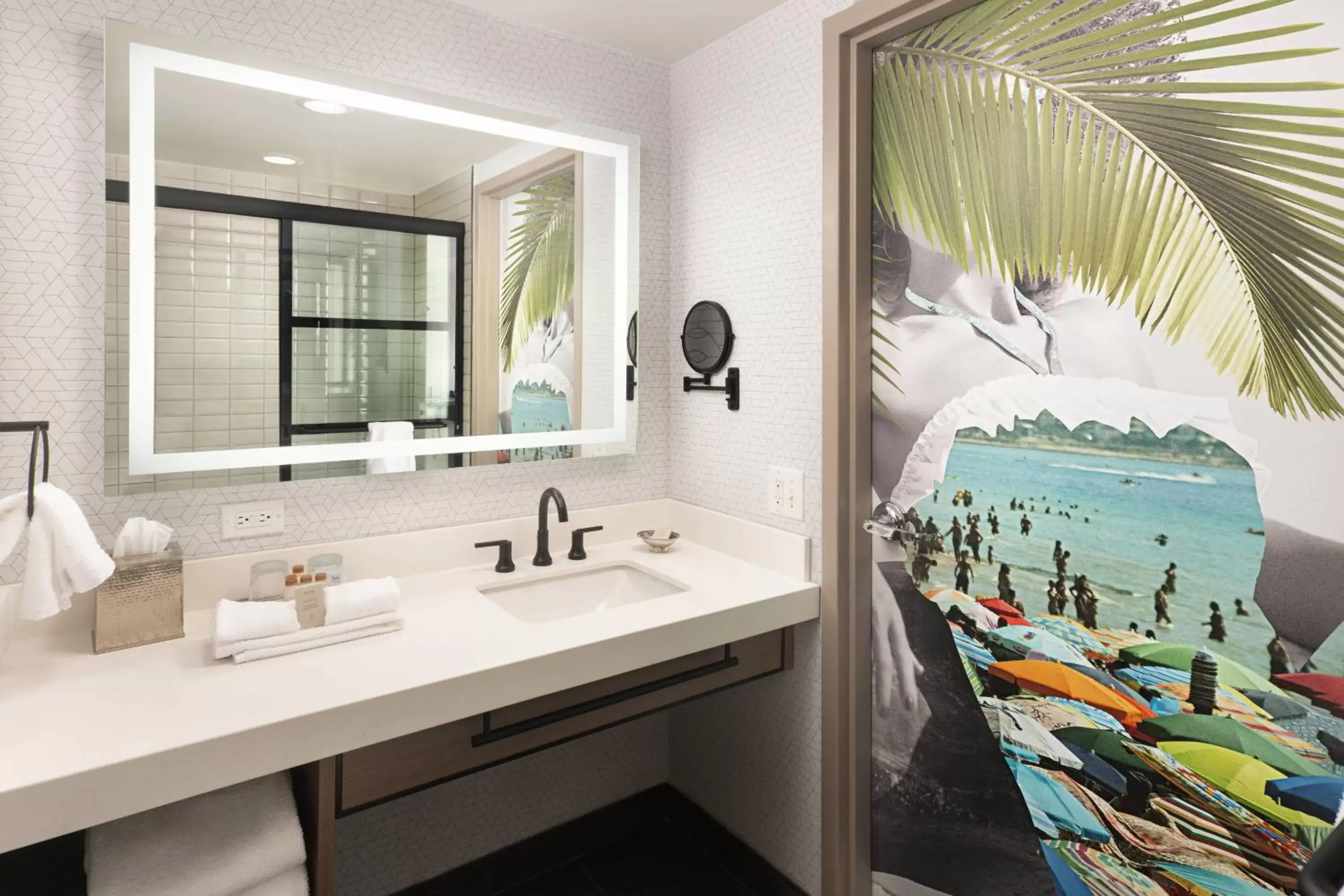 Bathroom in Renaissance Fort Lauderdale West Hotel