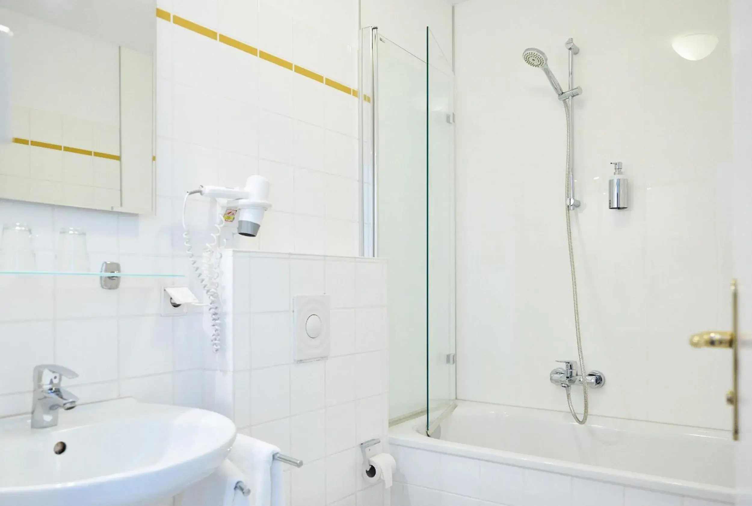 Bathroom in Hotel Lindenufer