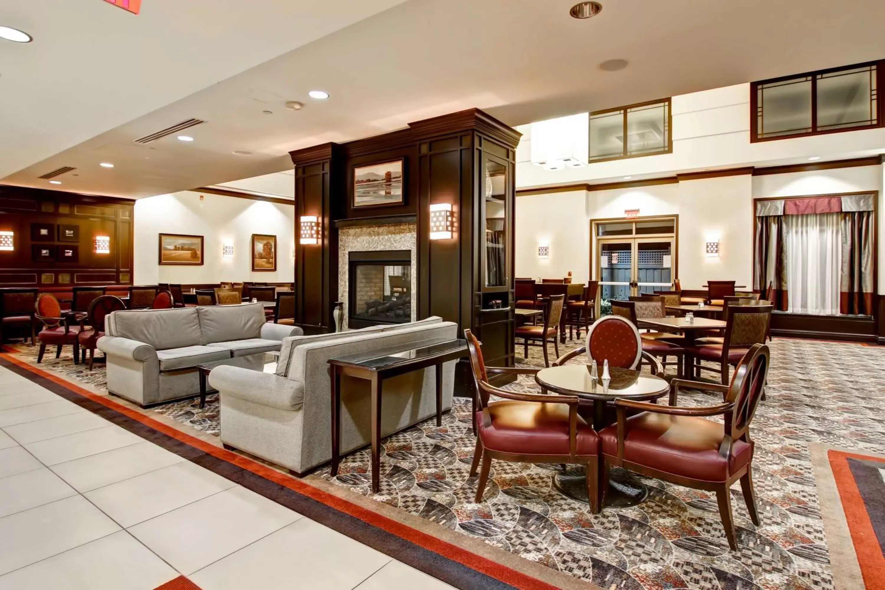 Lobby or reception, Restaurant/Places to Eat in Homewood Suites by Hilton Toronto Airport Corporate Centre
