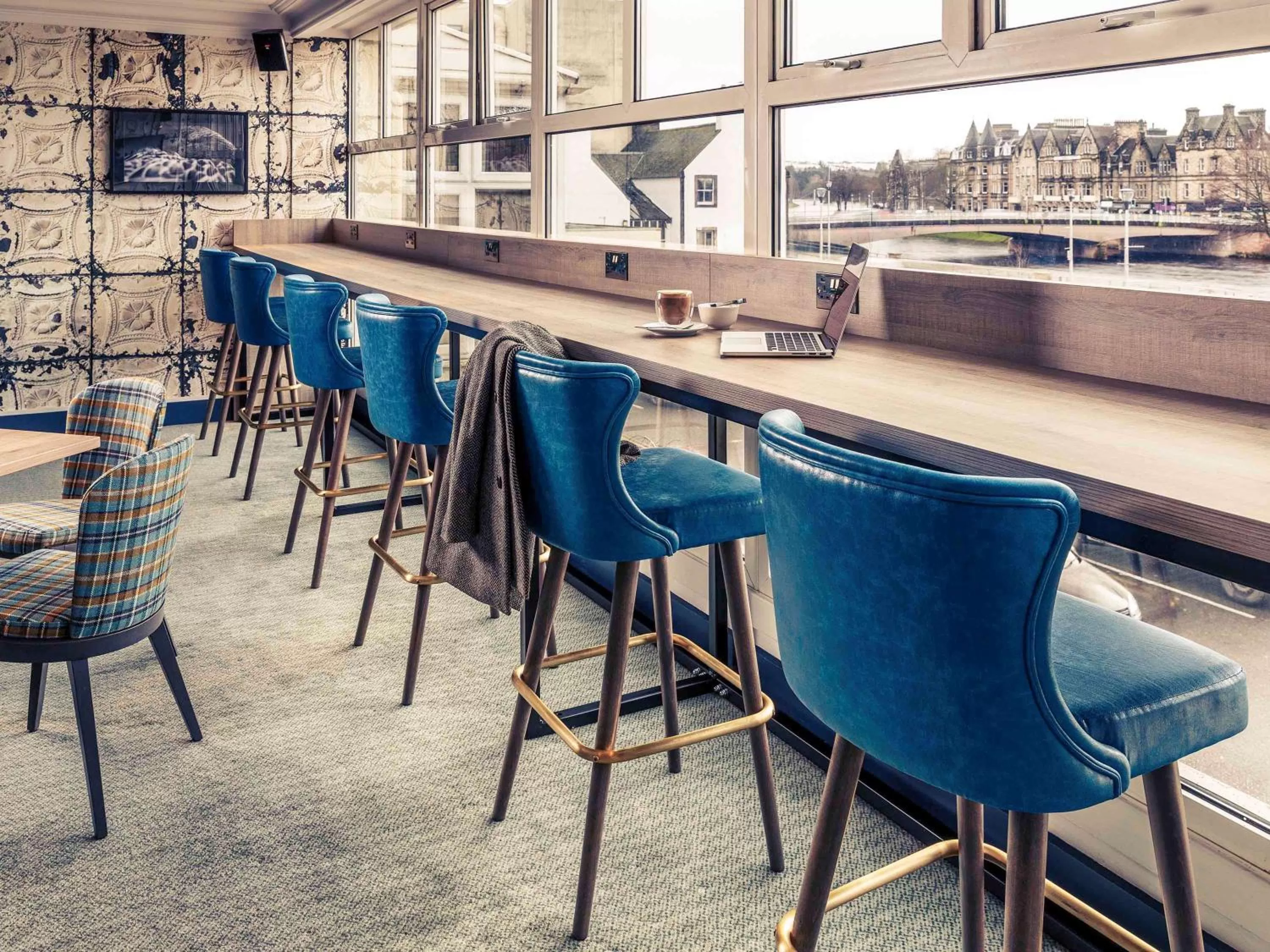 Lounge or bar in Mercure Inverness Hotel
