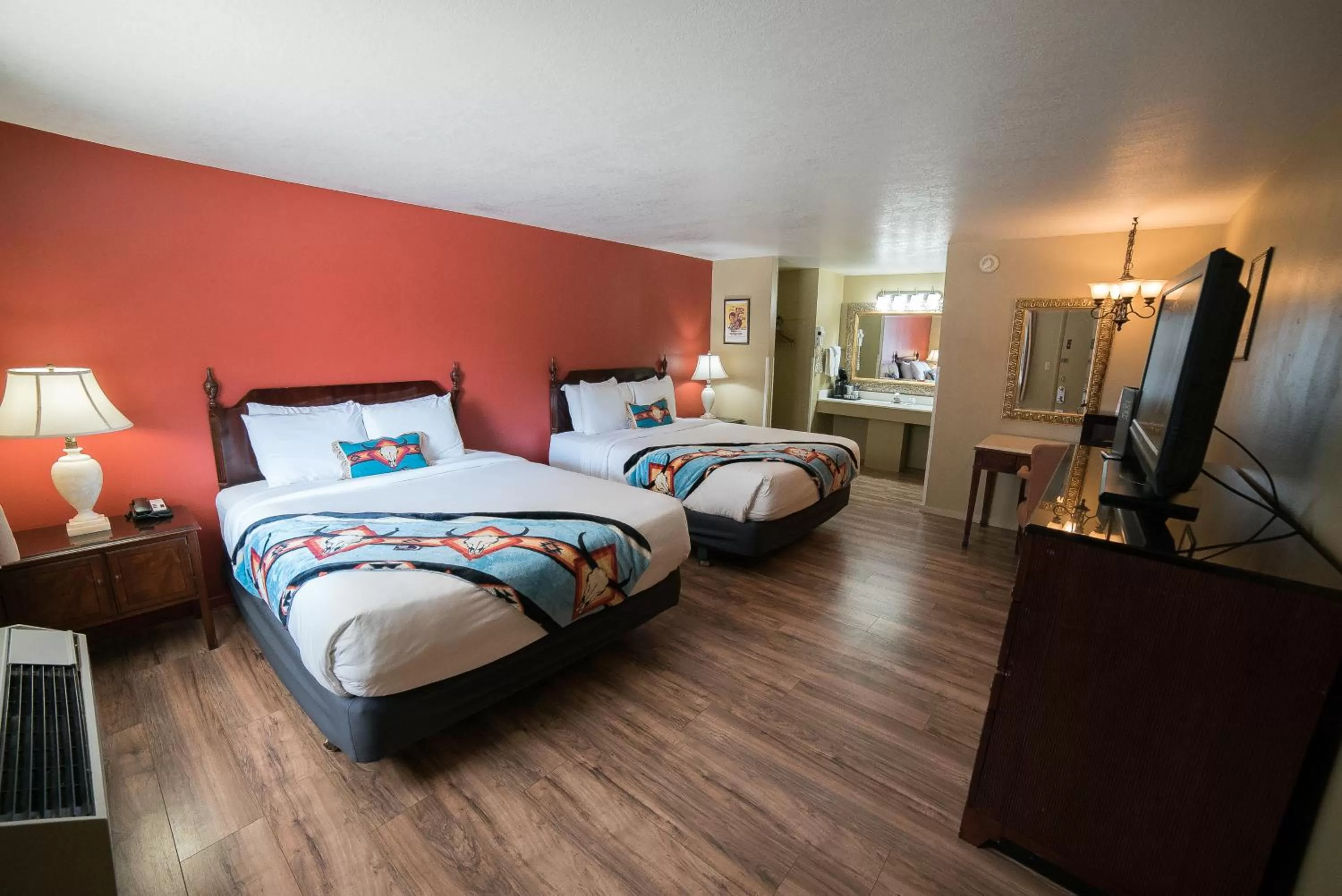 Deluxe Queen Room in Parry Lodge