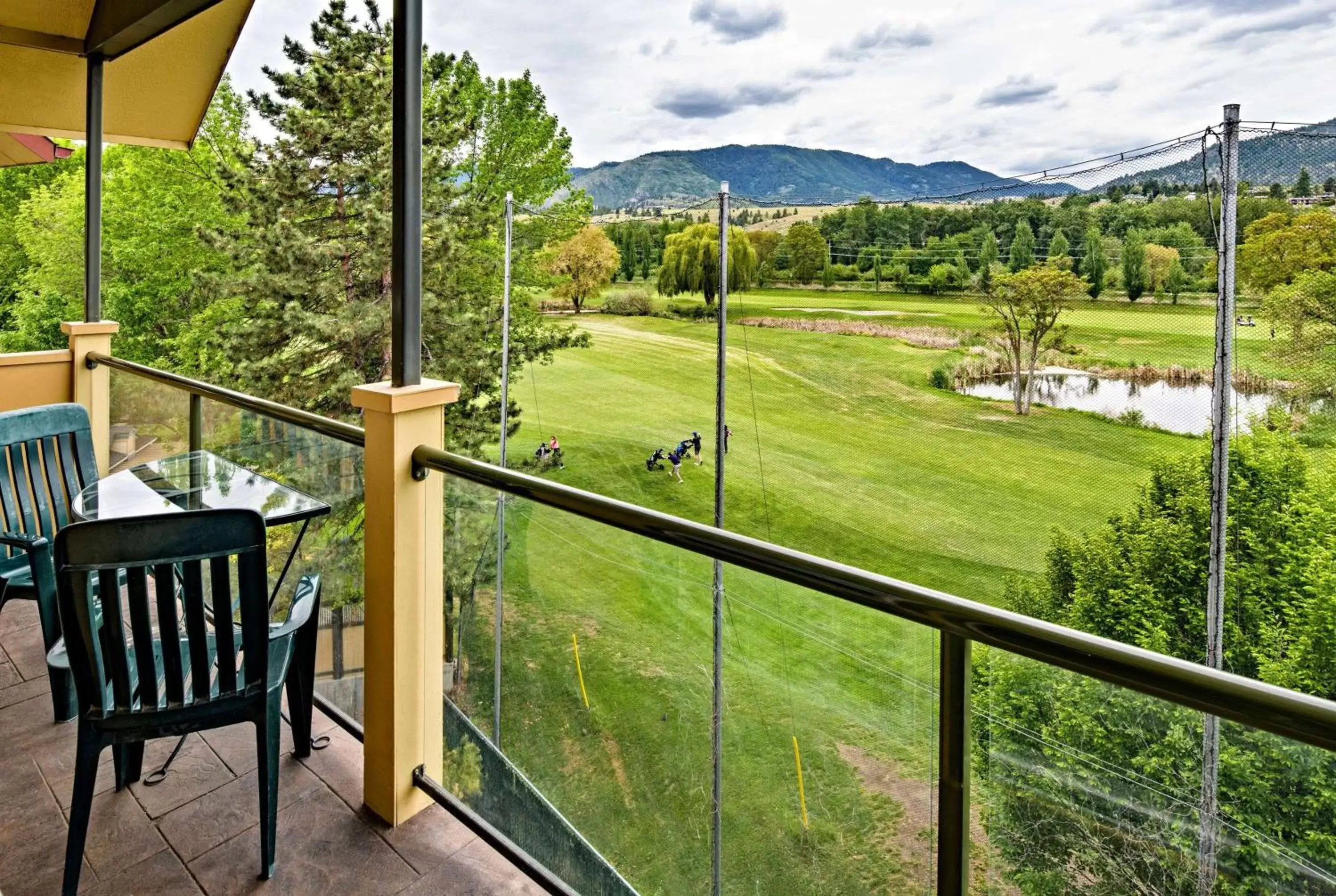 Photo of the whole room in Ramada by Wyndham Penticton Hotel & Suites