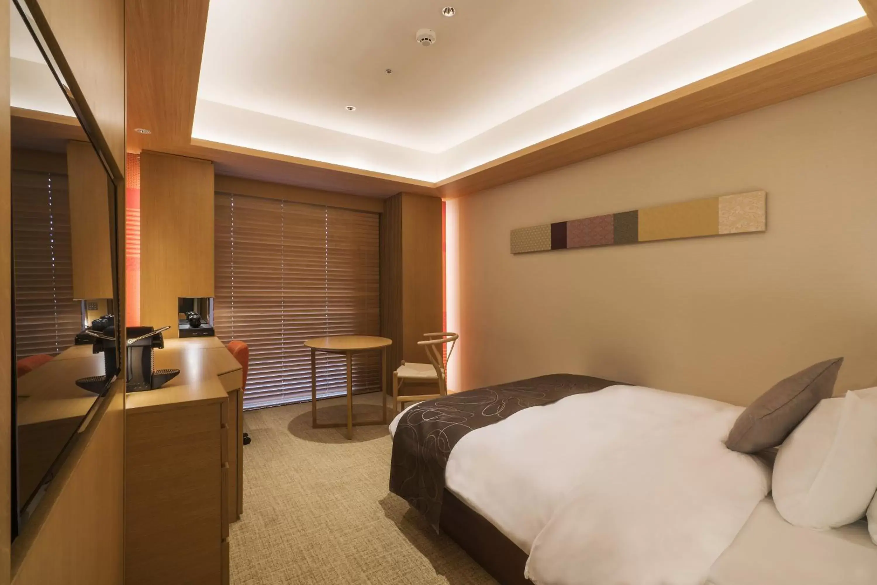 Photo of the whole room, Bed in ANA Crowne Plaza Hotel Kyoto, an IHG Hotel