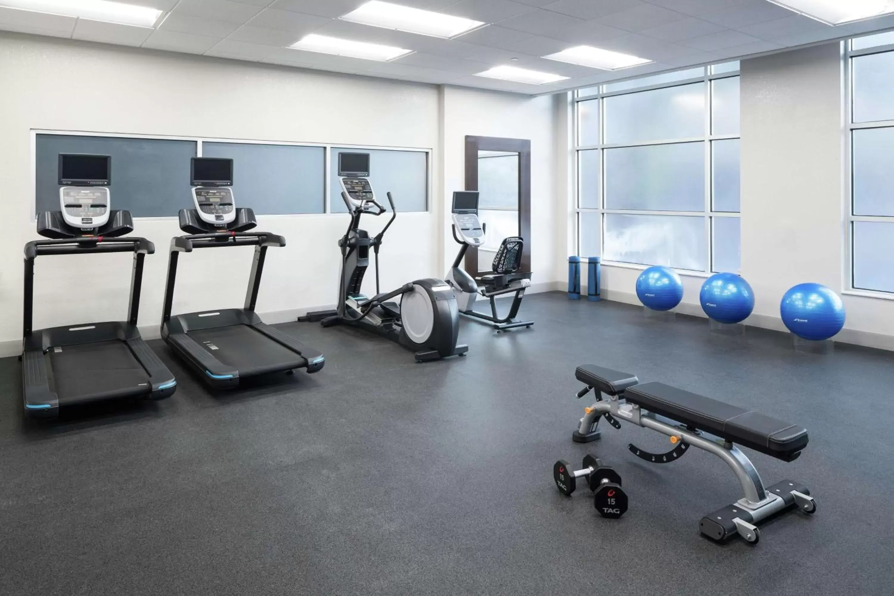 Fitness centre/facilities, Fitness Center/Facilities in Hampton Inn & Suites Memphis-Beale Street