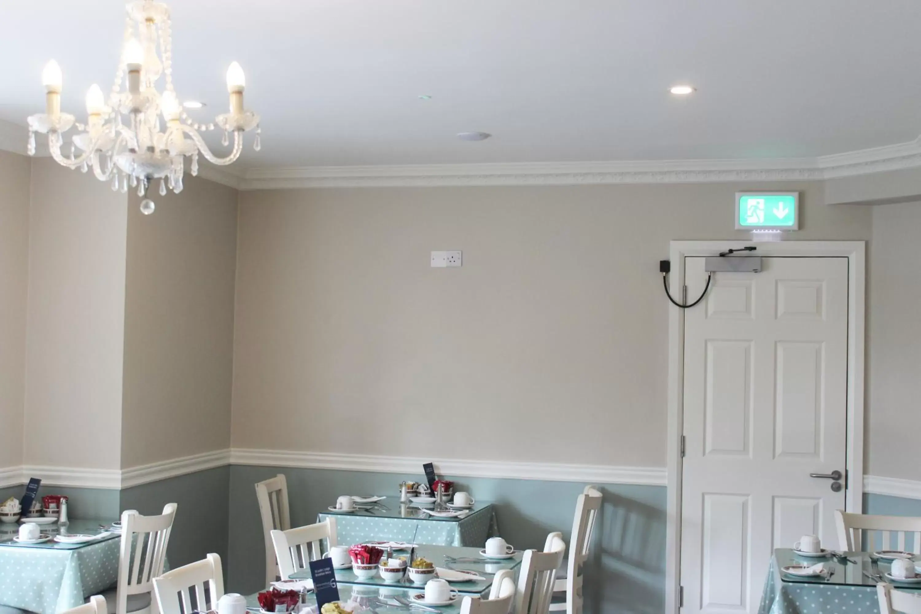 Food and drinks, Restaurant/Places to Eat in St. Judes Lodge B&B