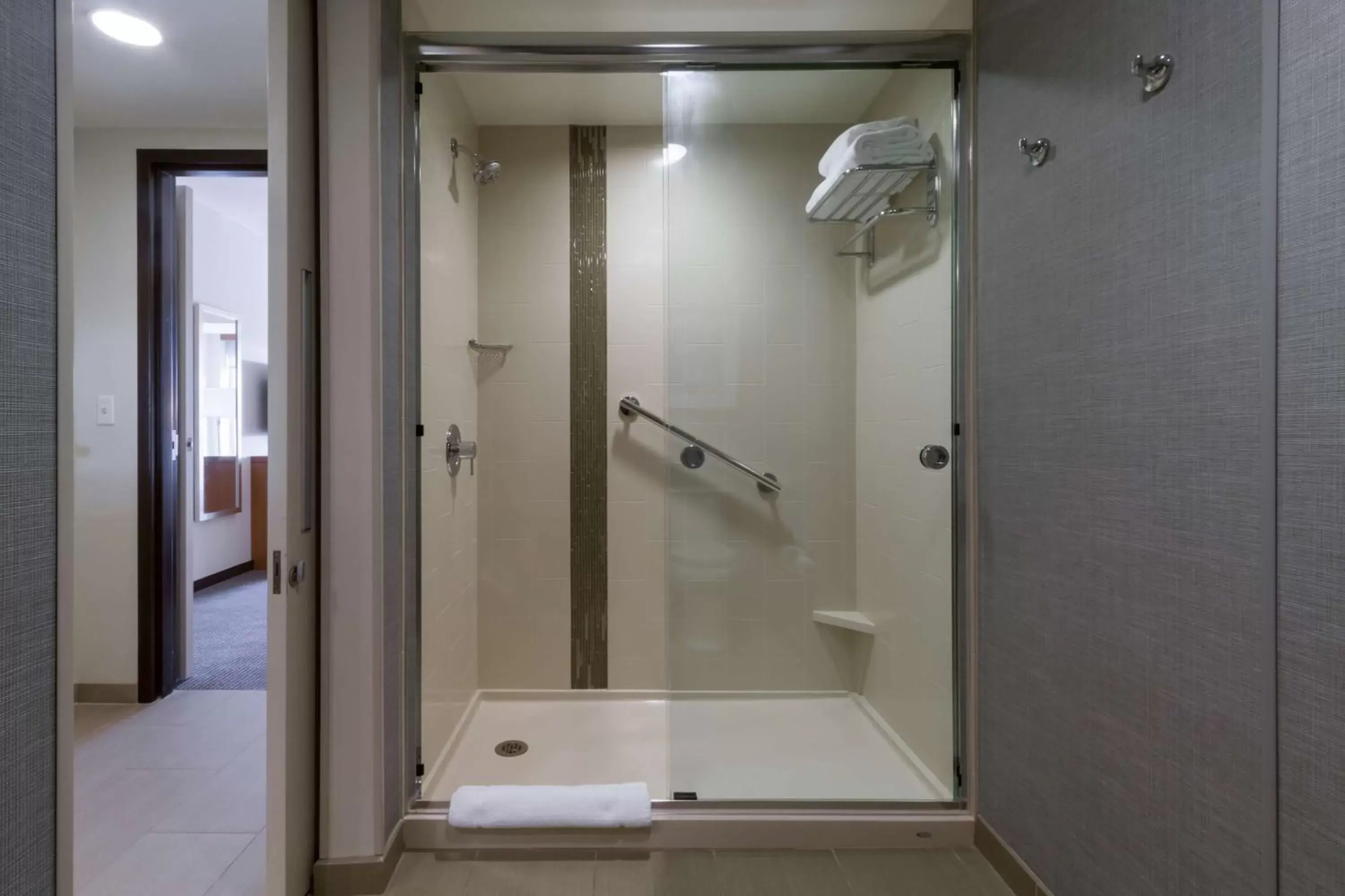 Bathroom in Hyatt Place Blacksburg/University