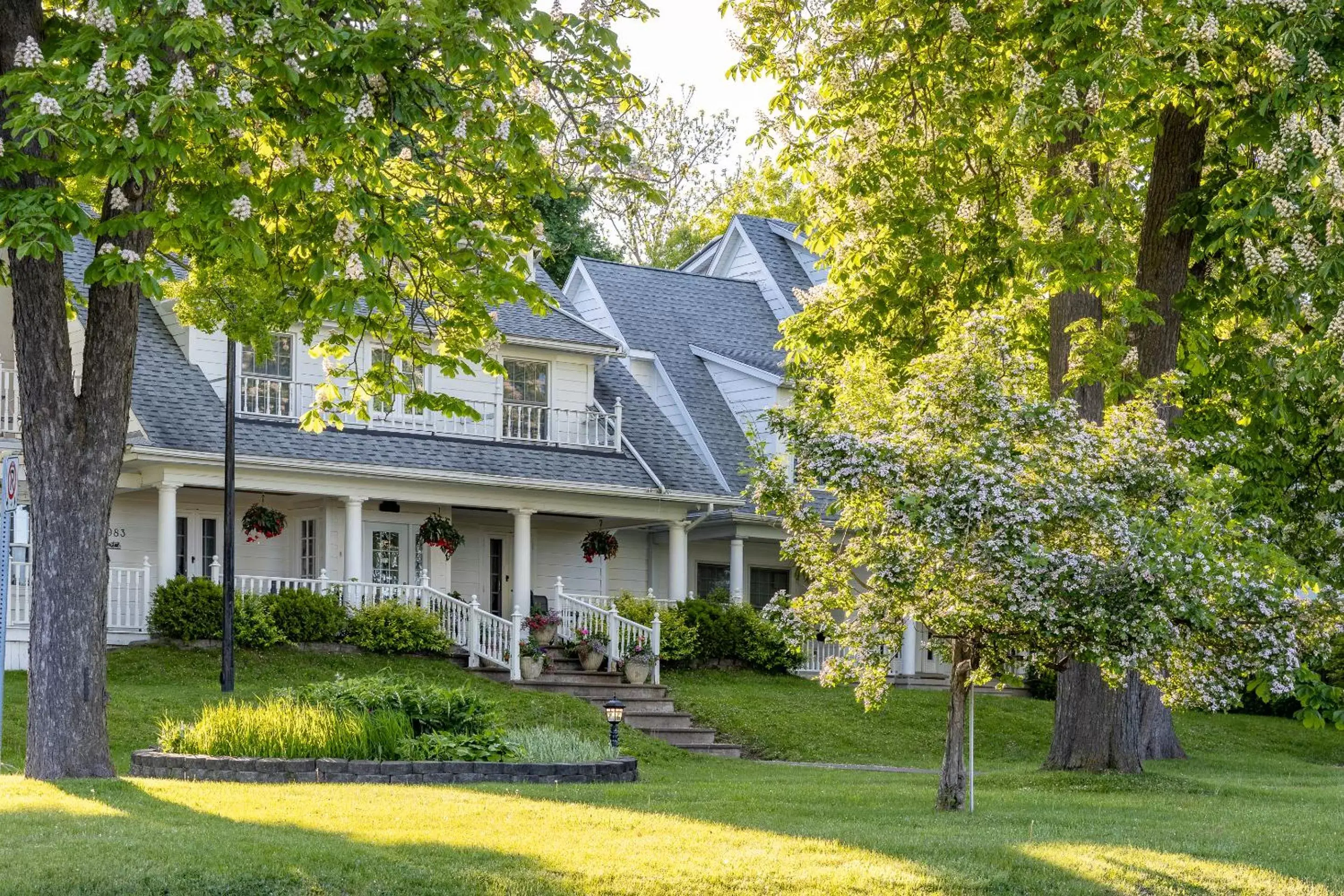 Garden in Chestnut Inn