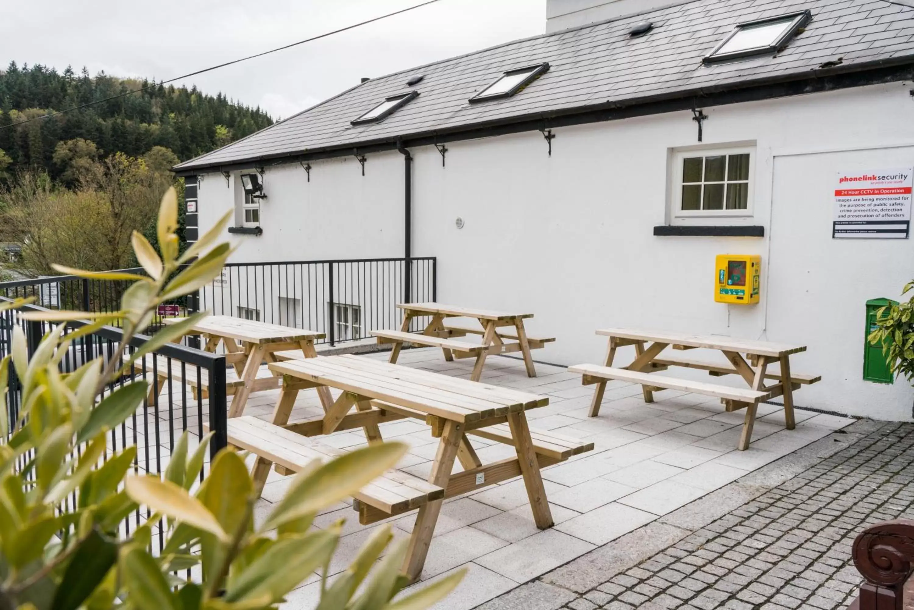 Patio in Woodenbridge Hotel