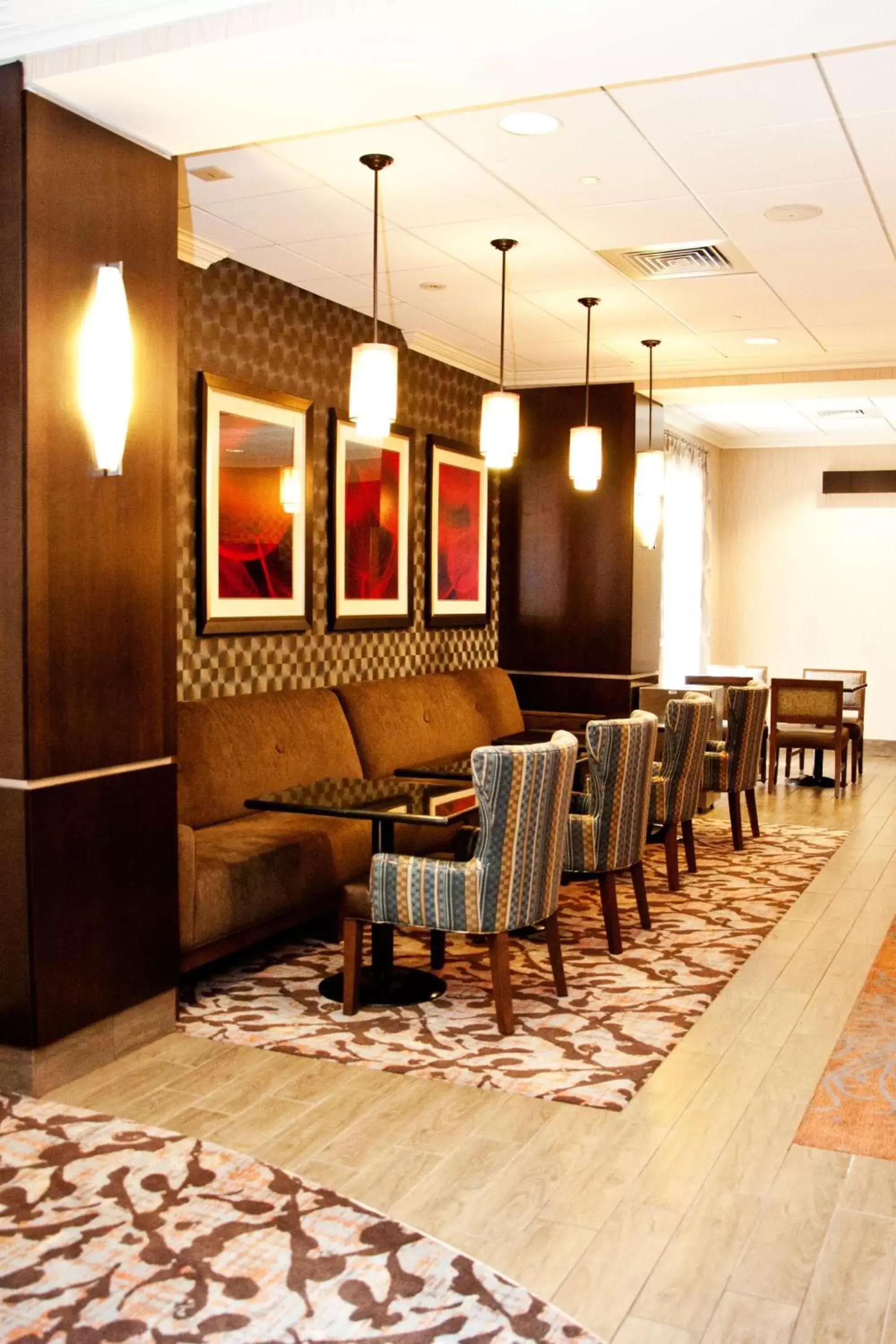 Lobby or reception in Hampton Inn Doylestown