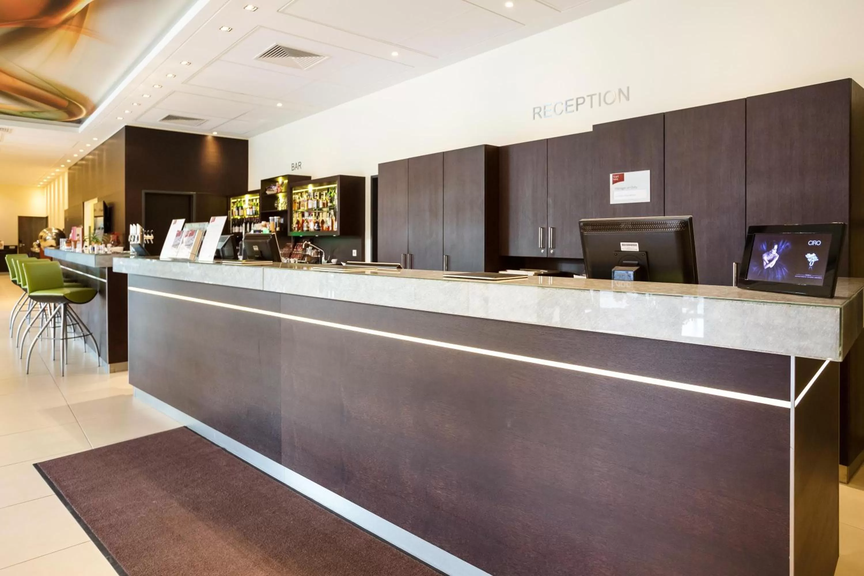 Lobby or reception in Austria Trend Hotel Doppio Wien