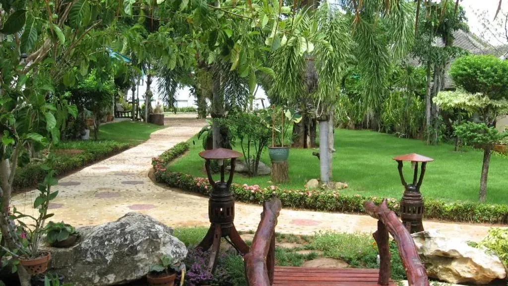 Garden in Samroiyod Holiday Resort (SHA Extra Plus)