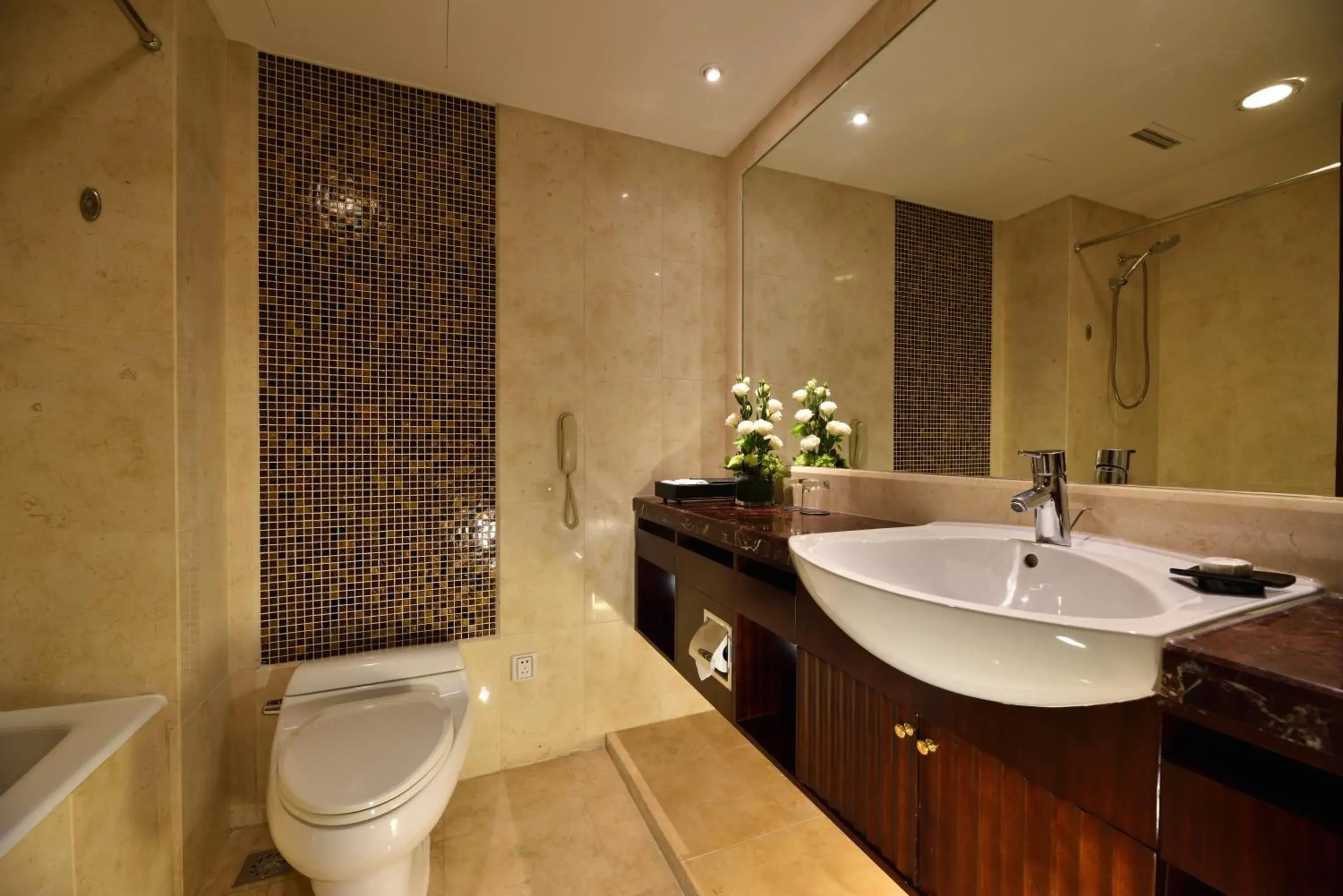 Bathroom in Hotel Equatorial Shanghai