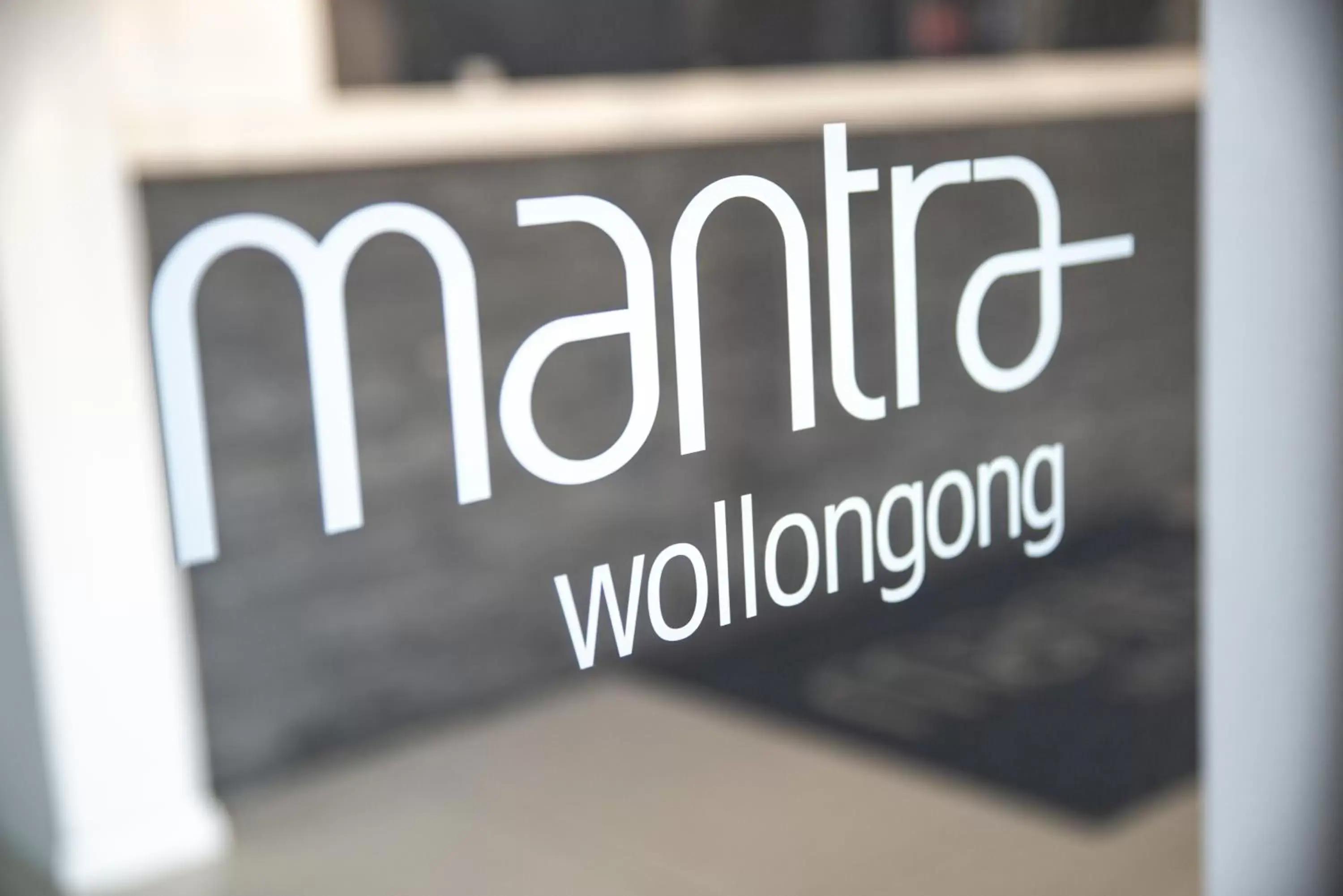 Property logo or sign in Mantra Wollongong