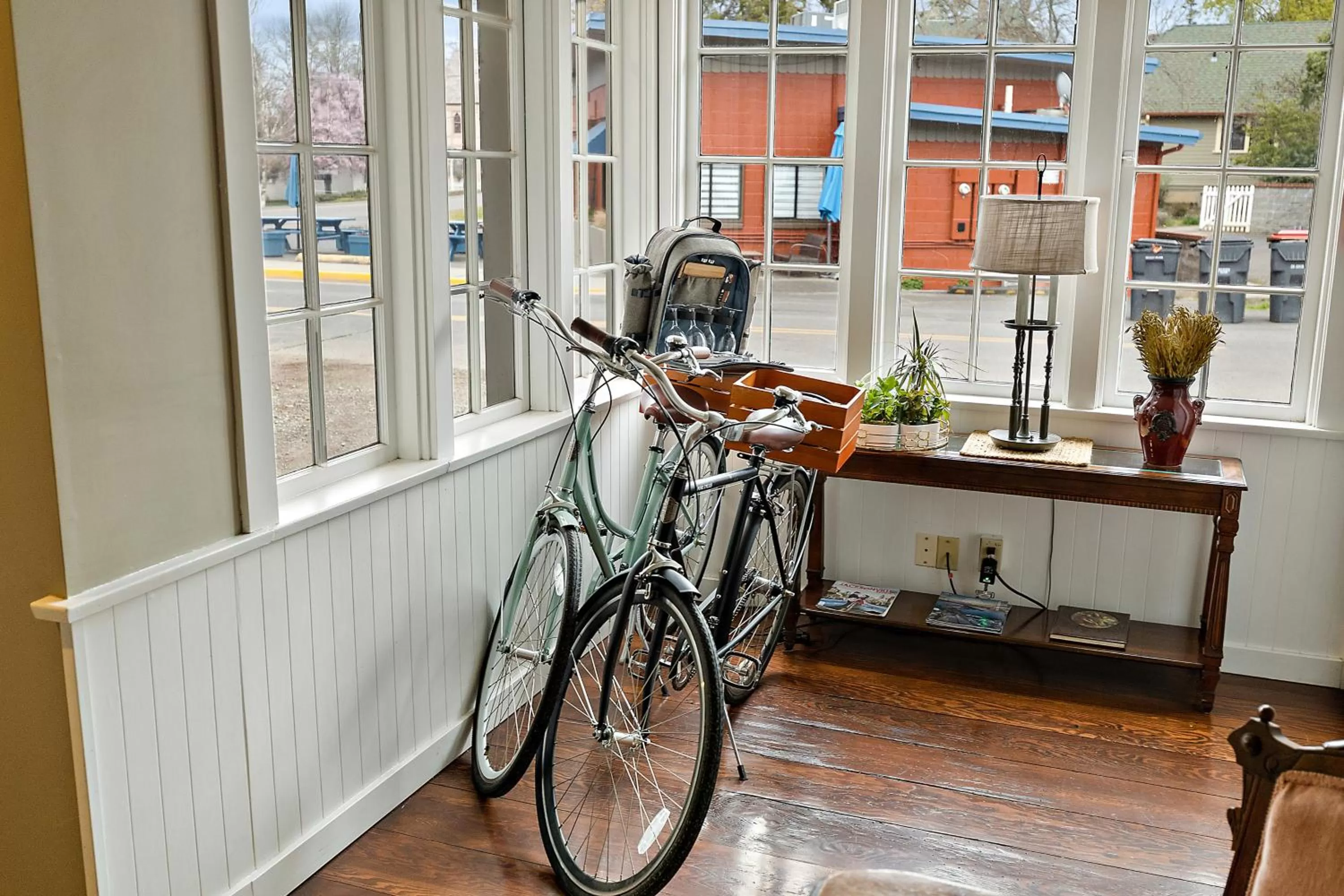 Cycling in McCully House Inn