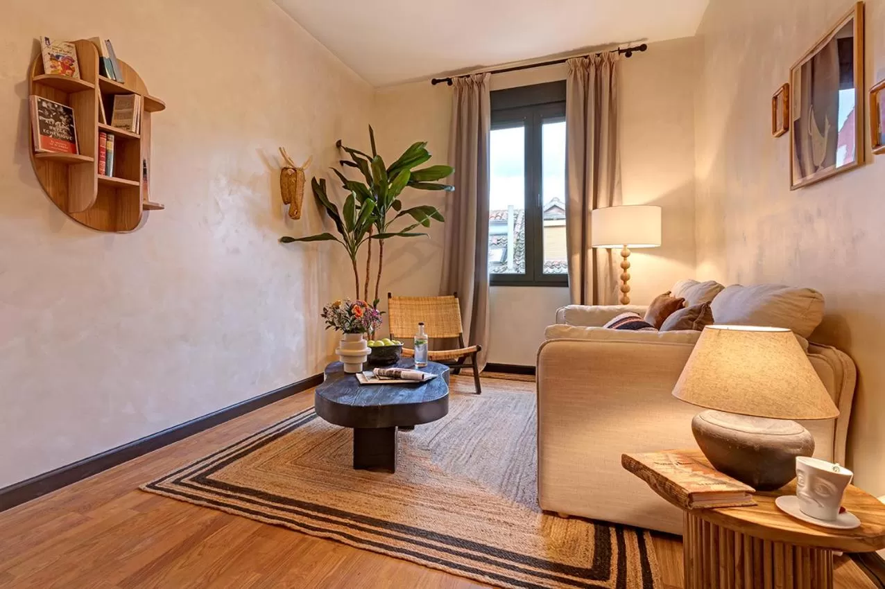 Library, Seating Area in Hospedium Hotel La Farm